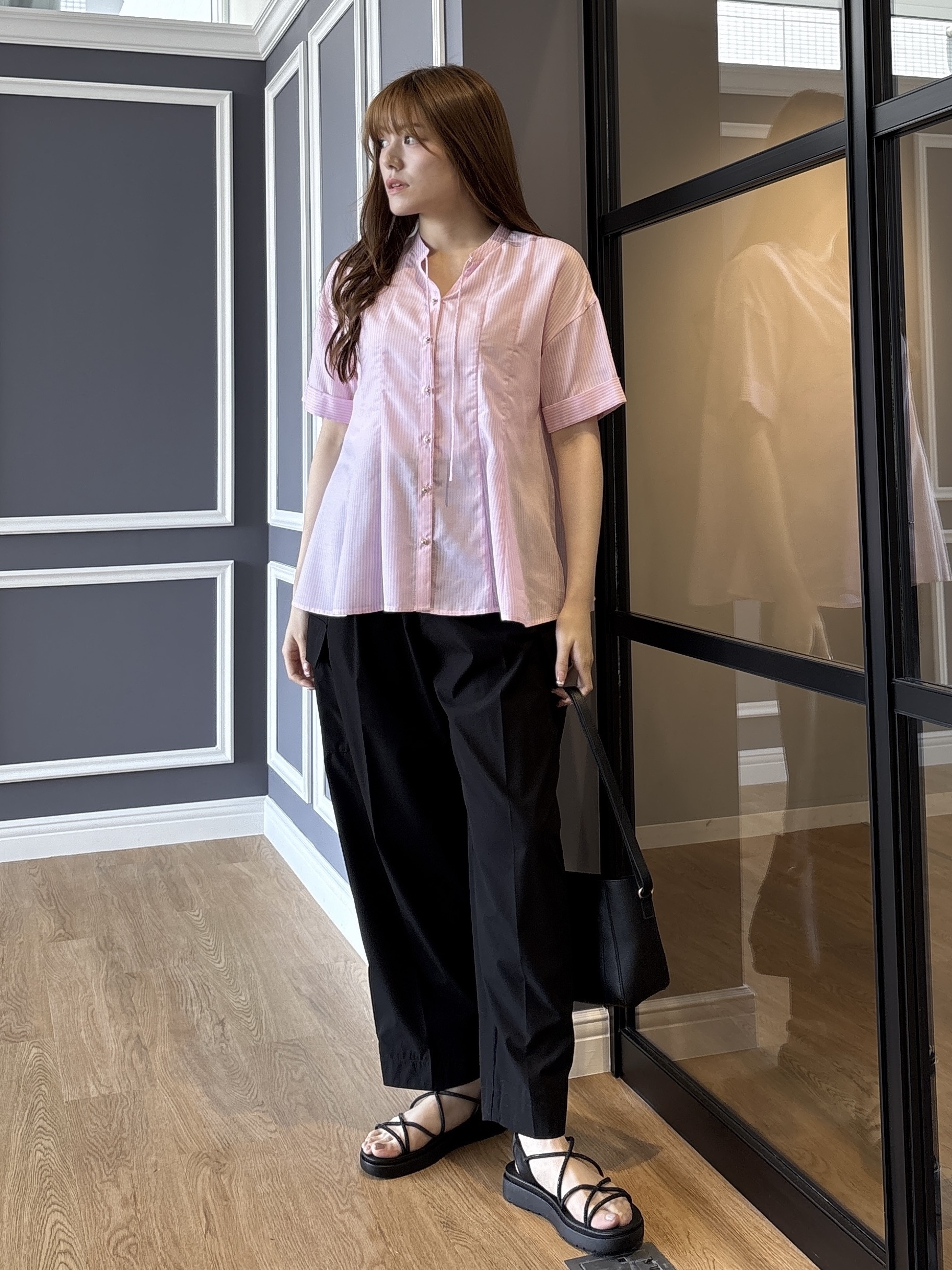 sayaさんの「grove｜【洗濯機OK・ひんやり】さらっと軽やか、夏のフレアシャツ」を使ったコーディネート