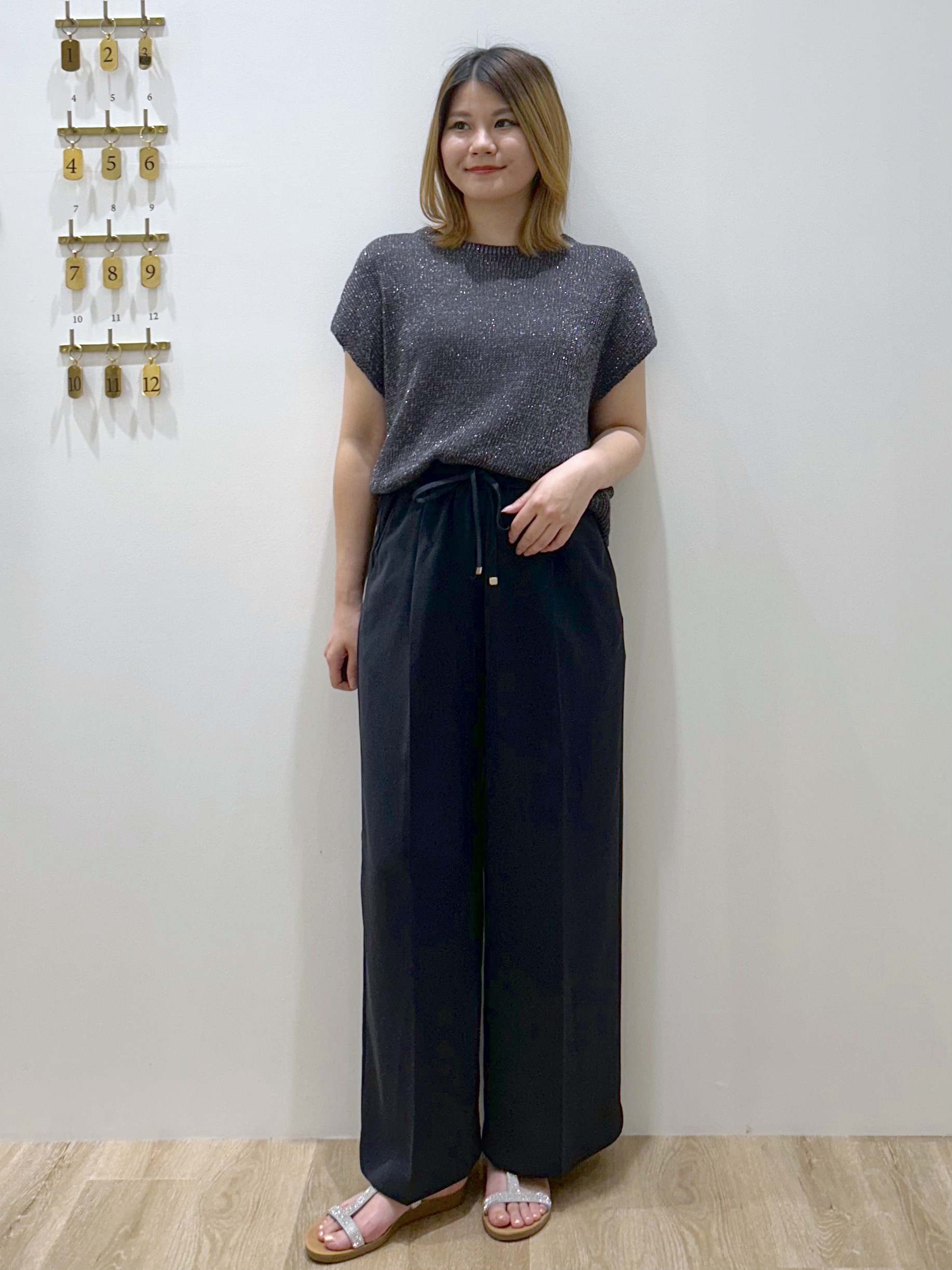 suzukaさんの「OPAQUE.CLIP｜ラメメッシュ フレンチスリーブニット【洗濯機OK】」を使ったコーディネート