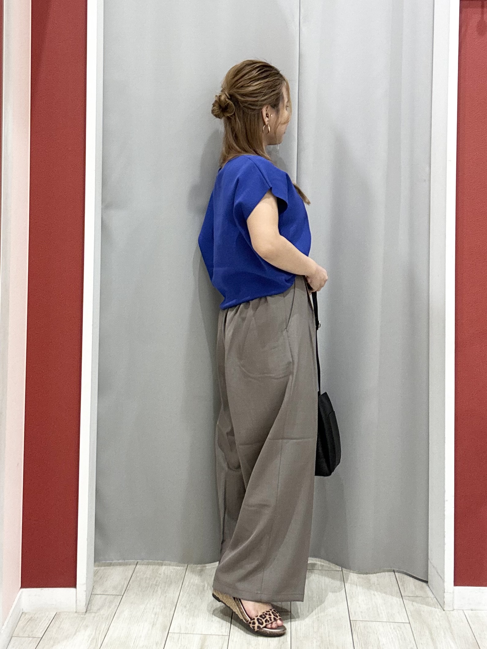 shioさんの「SHOO･LA･RUE｜【ひんやり/洗濯機可/S-LL】インせず着られる 大人シンプルサマーニット」を使ったコーディネート