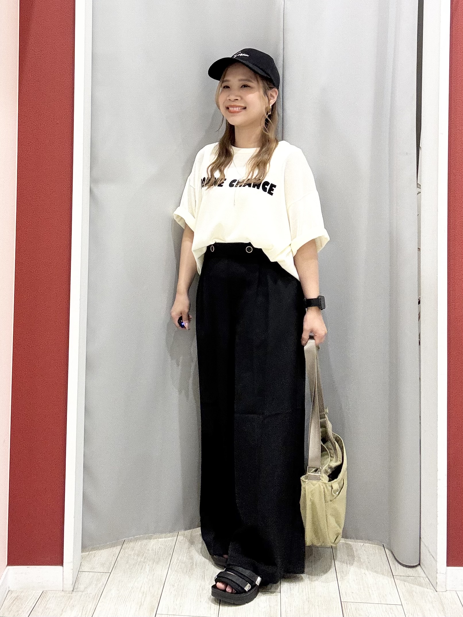 shioさんの「SHOO･LA･RUE｜【体型カバー】程よい透け感 デザインアソート 5分袖シアーニット」を使ったコーディネート