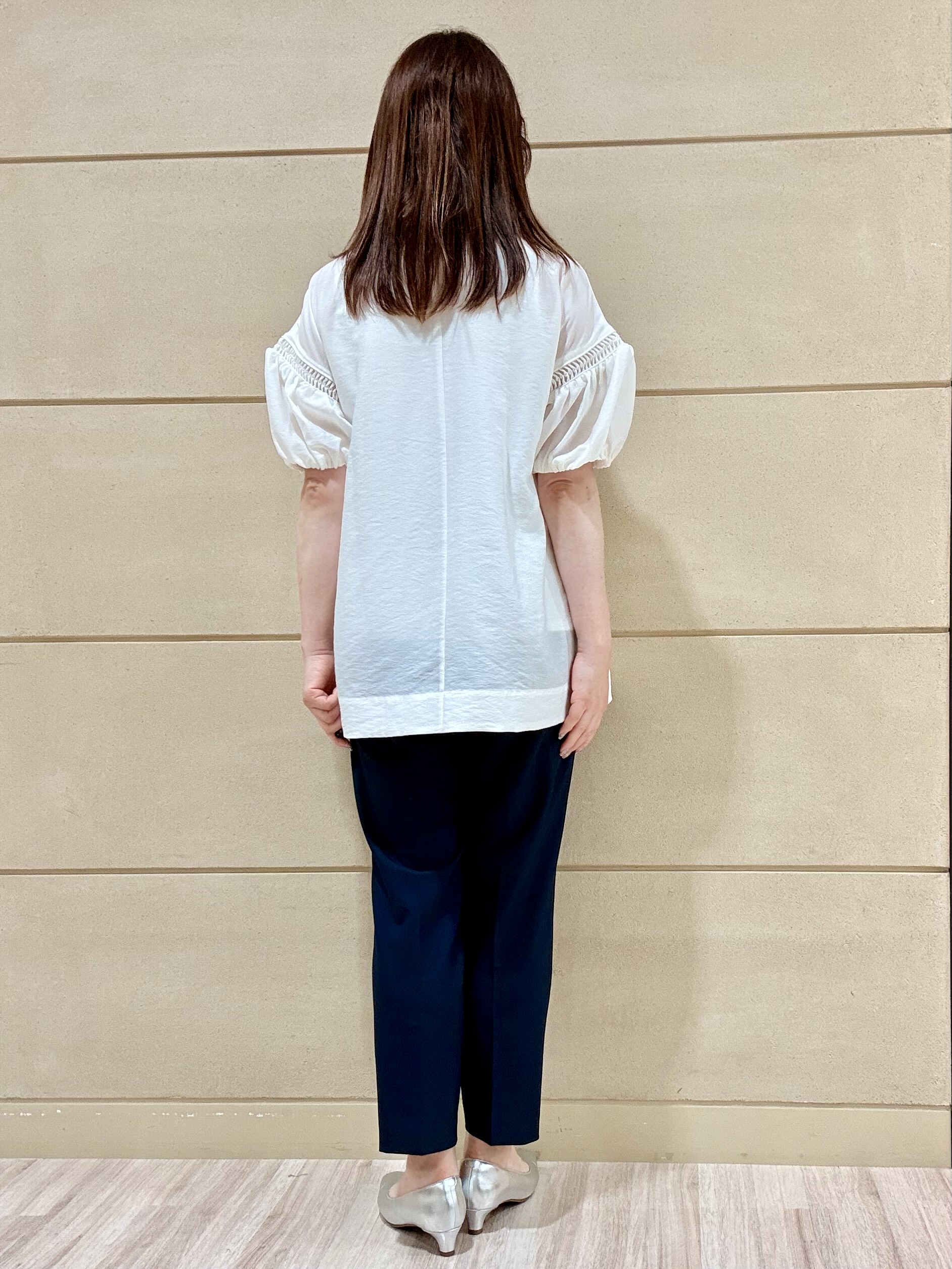 Marさんの「Reflect｜ボリュームスリーブオフボディブラウス」を使ったコーディネート
