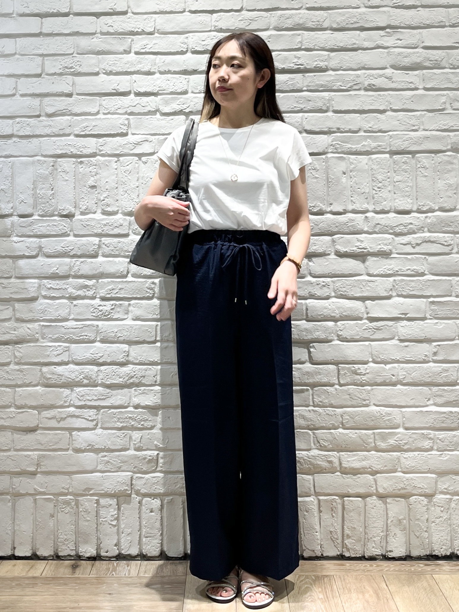 erinaさんの「index｜フレンチスリーブカットソー【洗濯機OK】」を使ったコーディネート