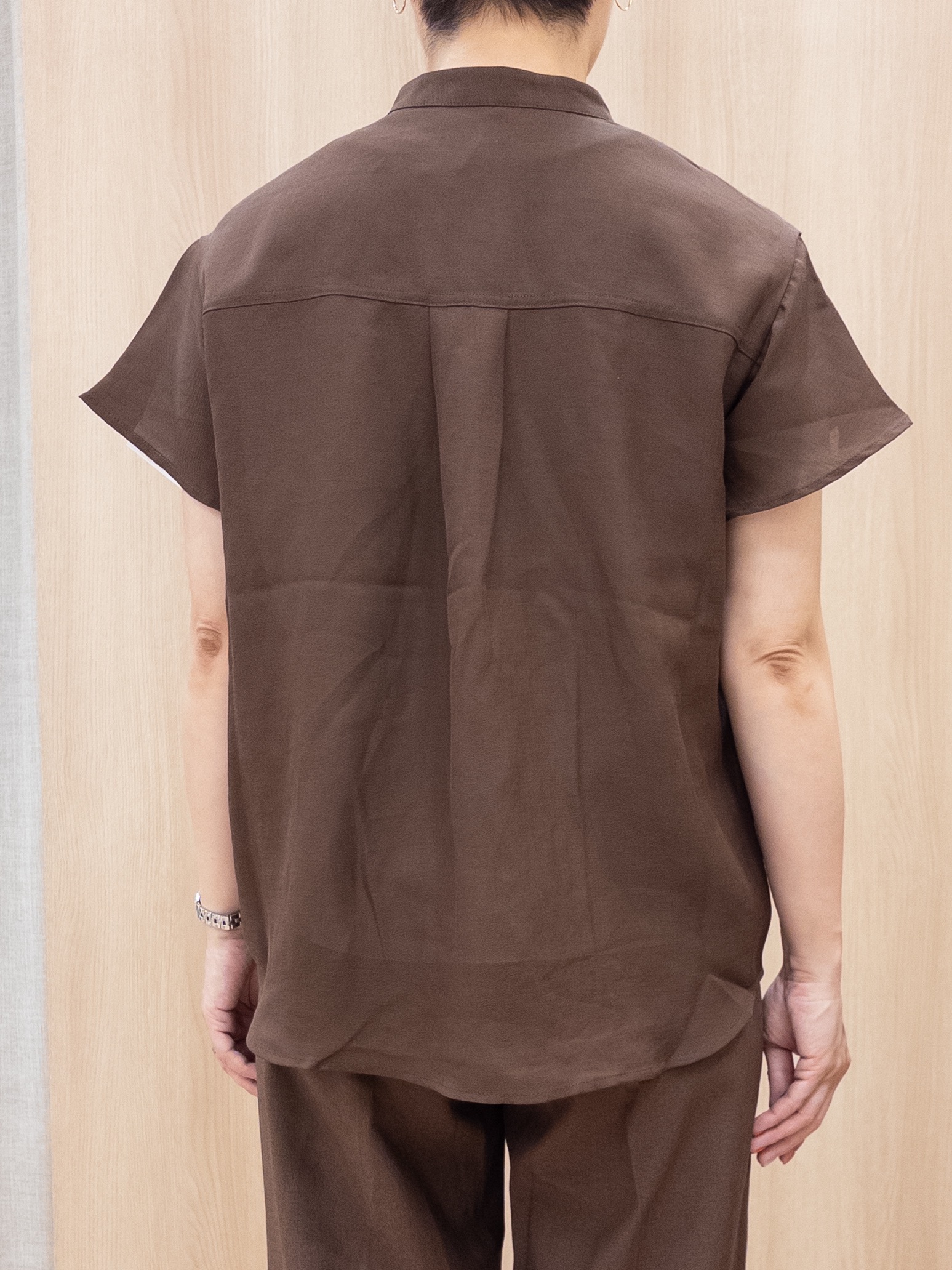 シュウコさんの「grove｜【遮熱／吸水速乾／接触冷感／UVカット】ベーシックロゴTシャツ」を使ったコーディネート