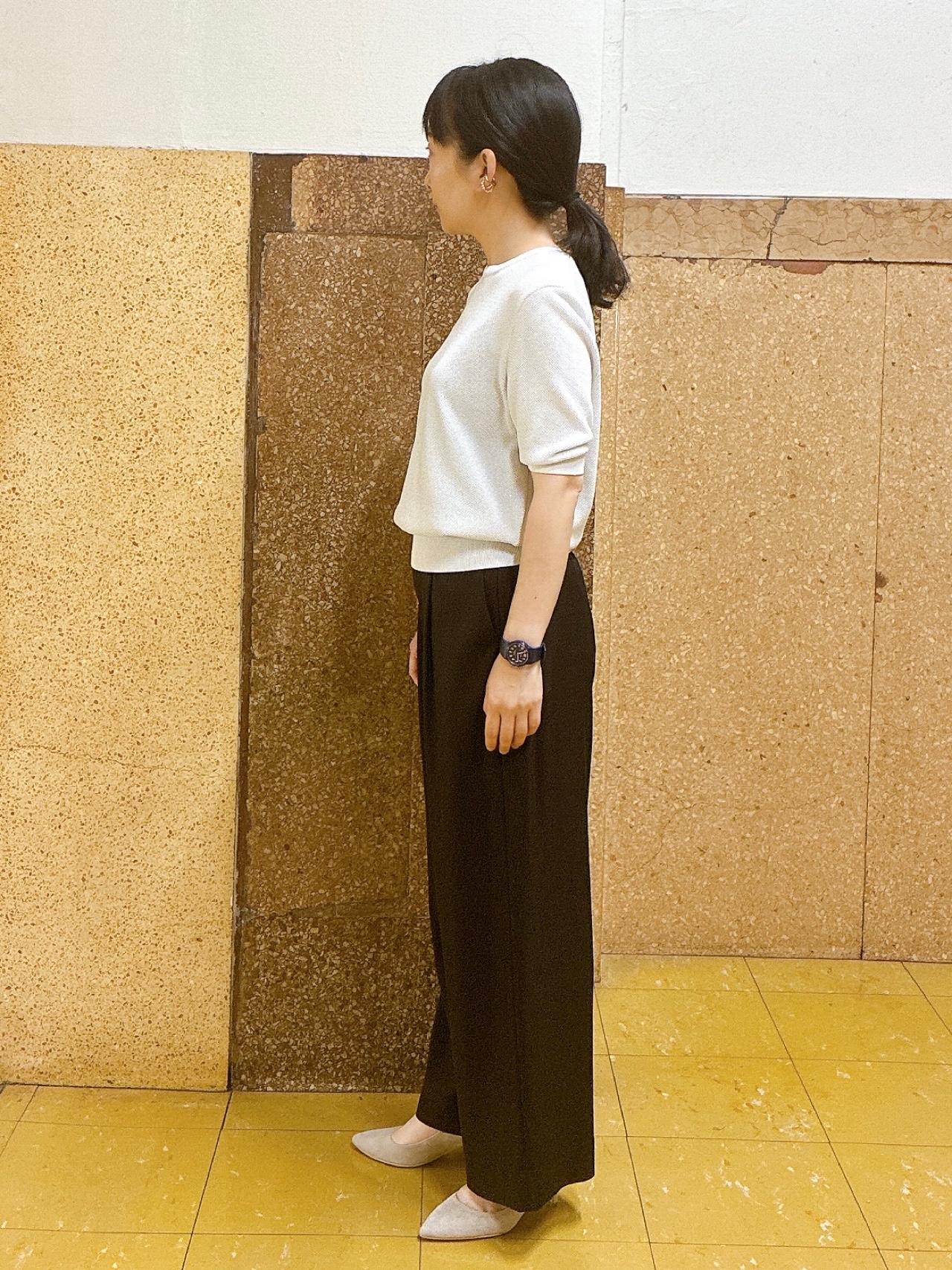hattoriさんの「INDIVI｜【アンサンブル可】ラメ混クルーネックプルオーバー」を使ったコーディネート