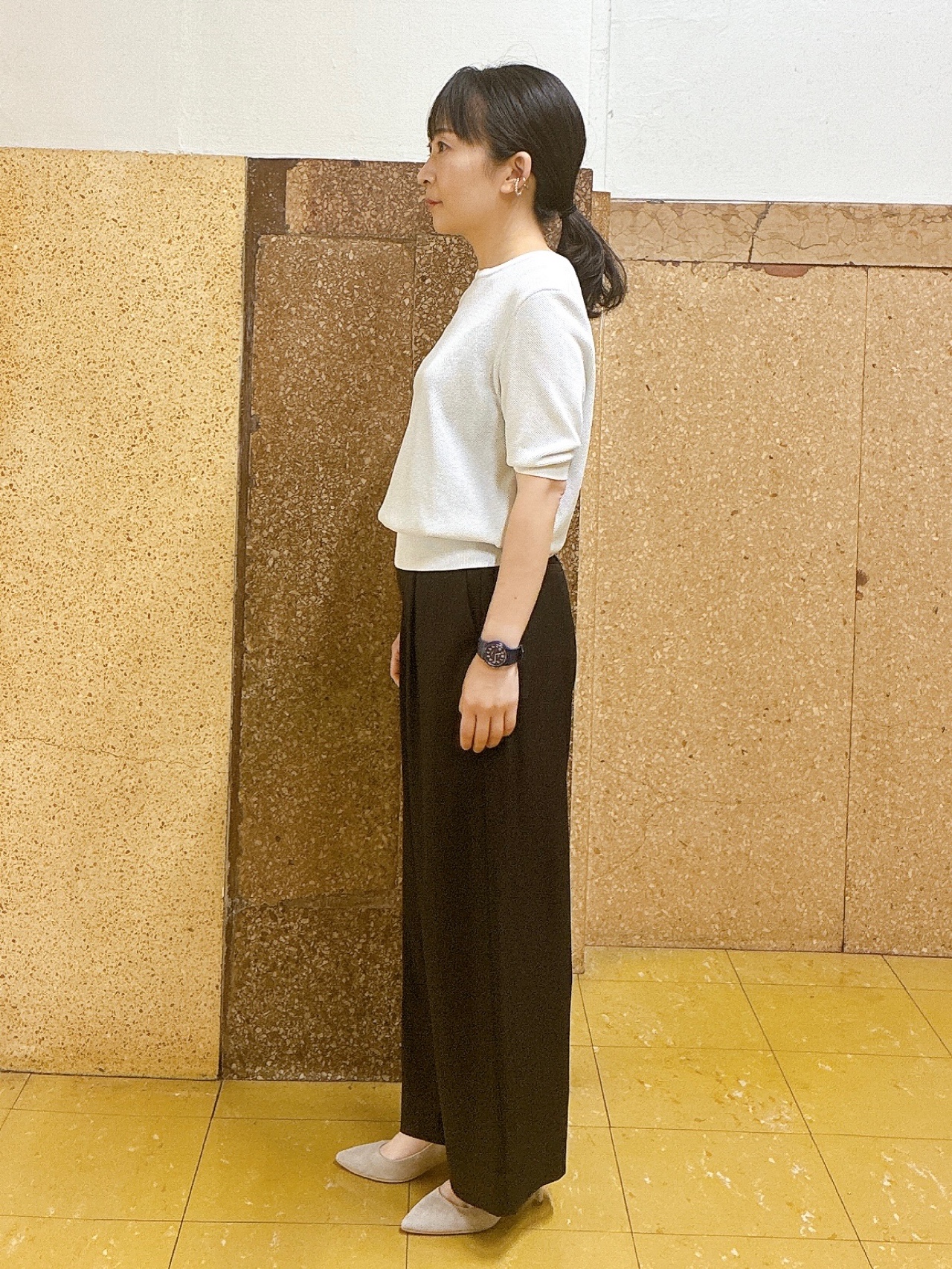 hattoriさんの「INDIVI｜【アンサンブル可】ラメ混クルーネックプルオーバー」を使ったコーディネート