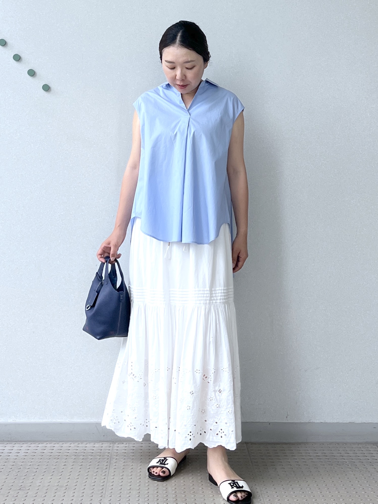 Soeさんの「DRESSTERIOR｜フレンチスリーブ スキッパーブラウス」を使ったコーディネート