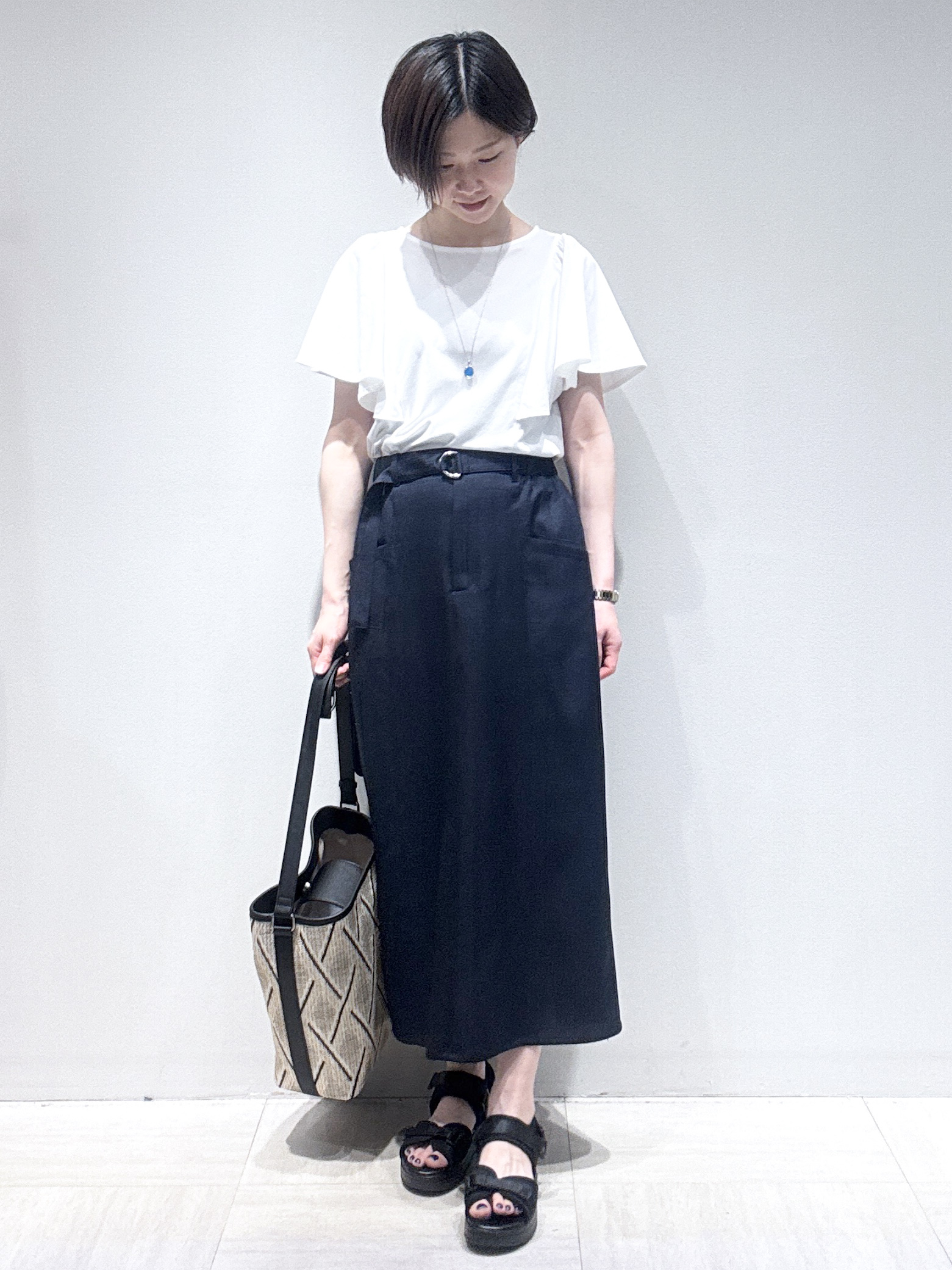 まちこさんの「Reflect｜【UVカット／接触冷感／吸水速乾】フレアスリーブトップス」を使ったコーディネート