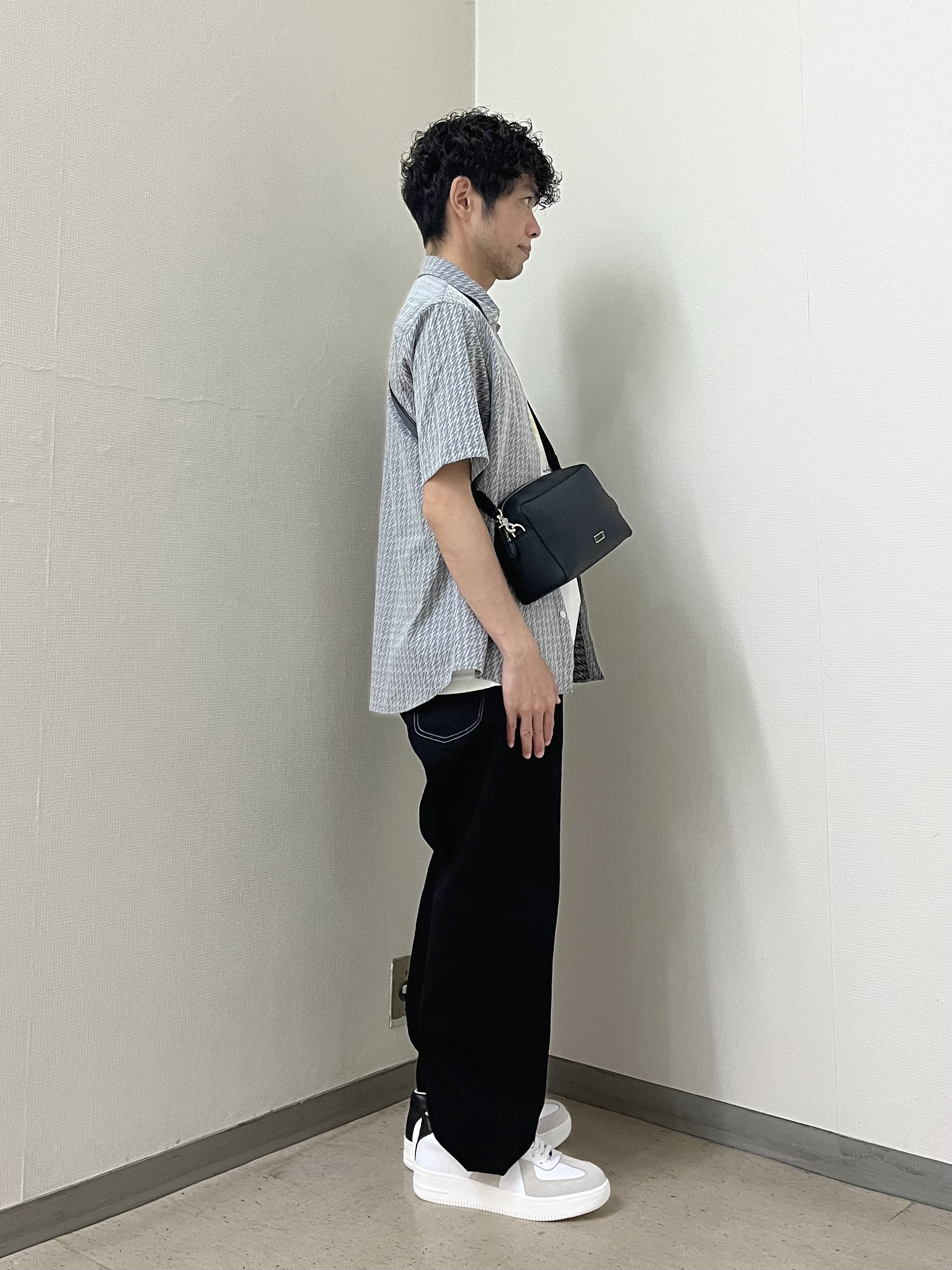 URAさんの「TAKEO KIKUCHI｜播州織り 千鳥 半袖シャツ」を使ったコーディネート