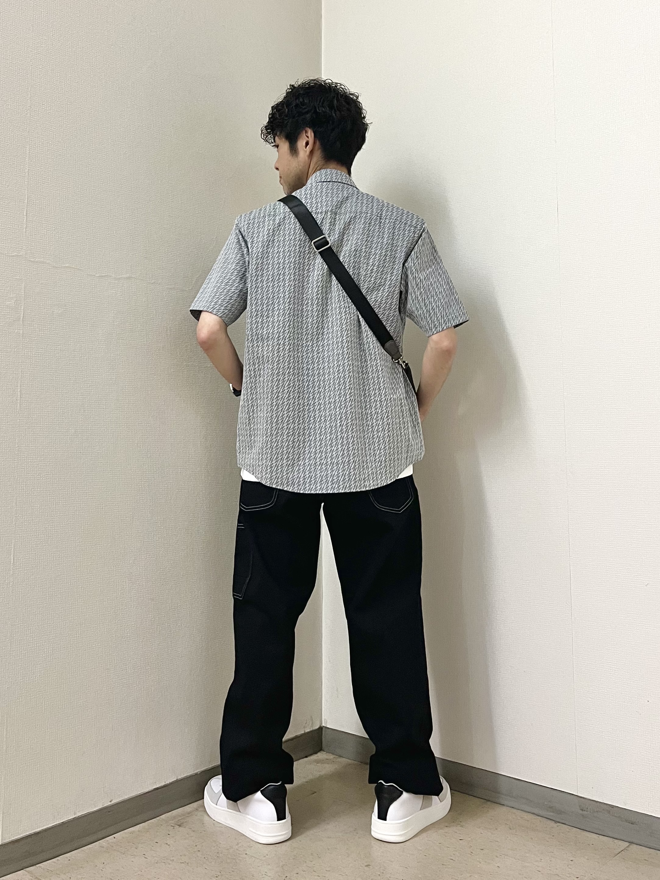 URAさんの「TAKEO KIKUCHI｜播州織り 千鳥 半袖シャツ」を使ったコーディネート