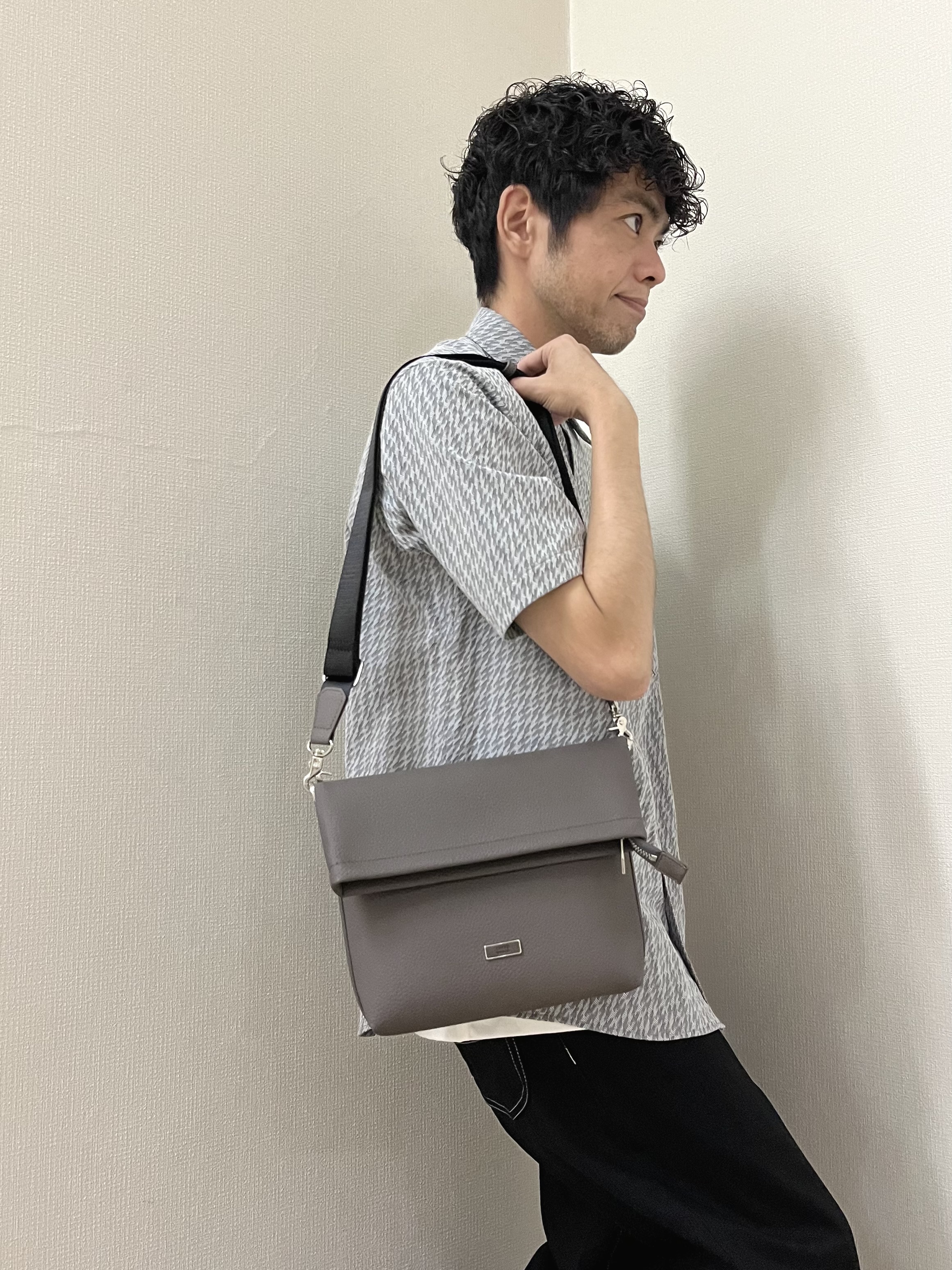 URAさんの「TAKEO KIKUCHI｜播州織り 千鳥 半袖シャツ」を使ったコーディネート