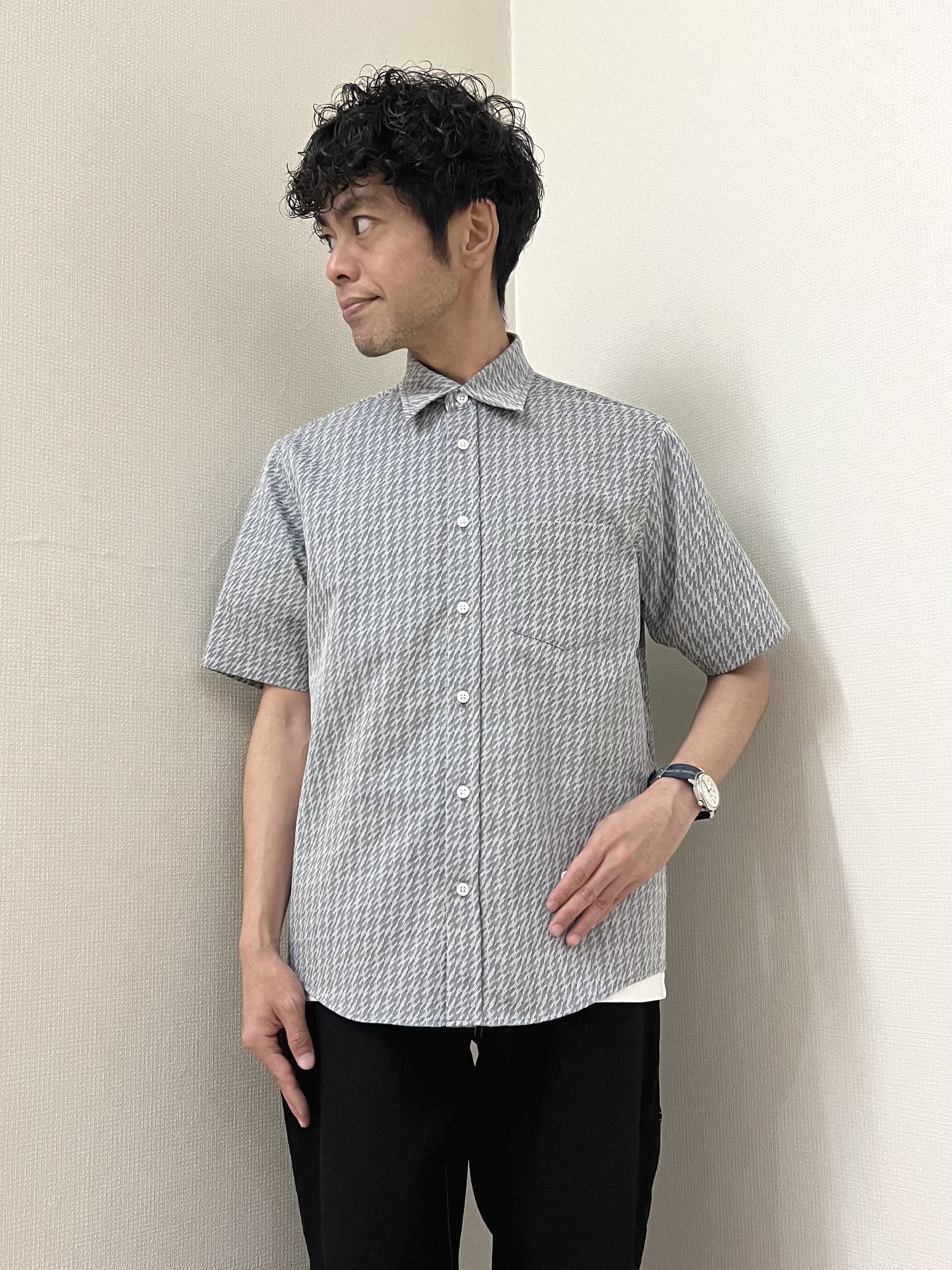 URAさんの「TAKEO KIKUCHI｜播州織り 千鳥 半袖シャツ」を使ったコーディネート