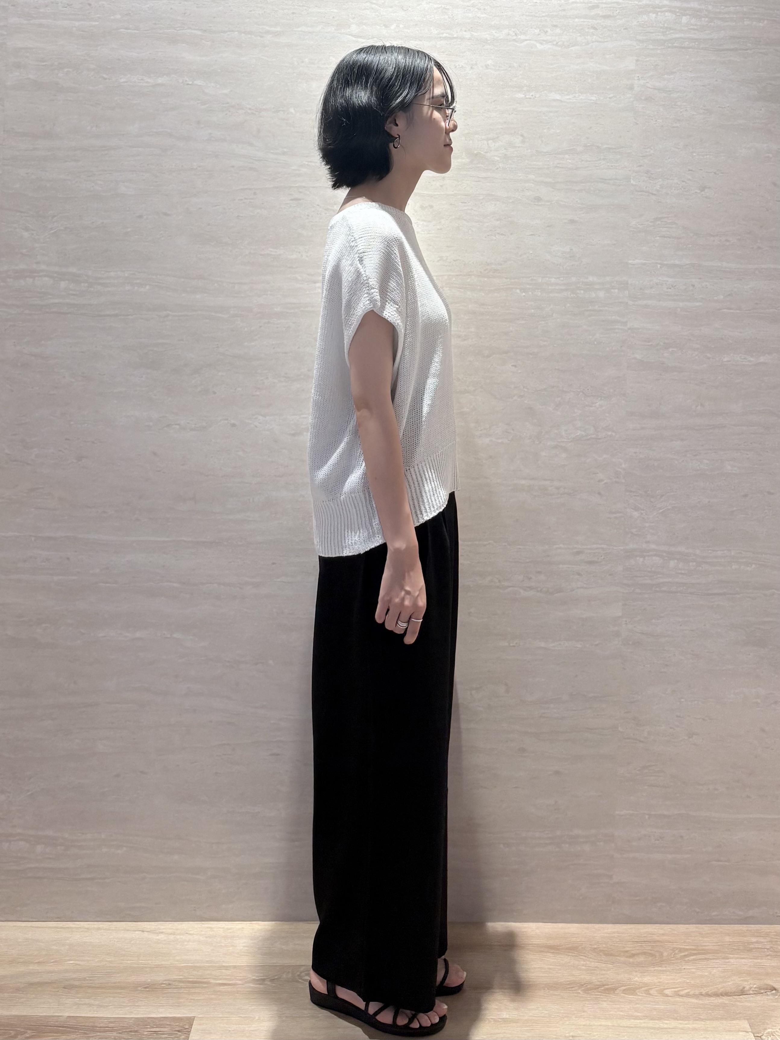 JIMAさんの「OPAQUE.CLIP｜ラメメッシュ フレンチスリーブニット【洗濯機OK】」を使ったコーディネート