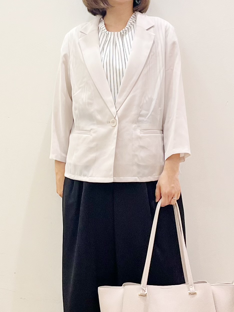 kcさんの「OPAQUE.CLIP｜【接触冷感／防シワ】ひんやり7分袖テーラードジャケット《洗濯機OK》」を使ったコーディネート