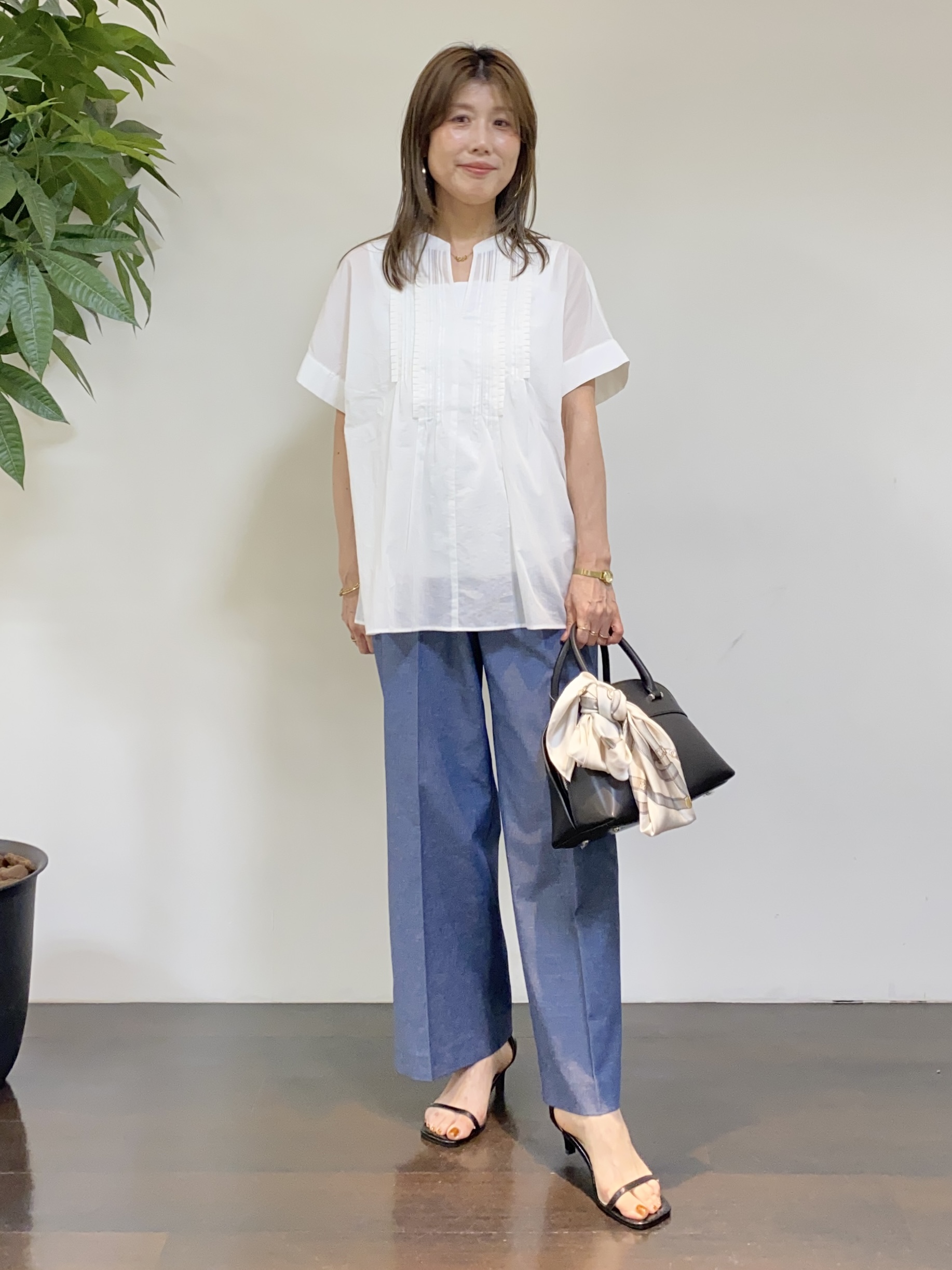 tomoさんの「UNTITLED｜【接触冷感/UVカット/遮熱機能】フライスジャージカーディガン」を使ったコーディネート