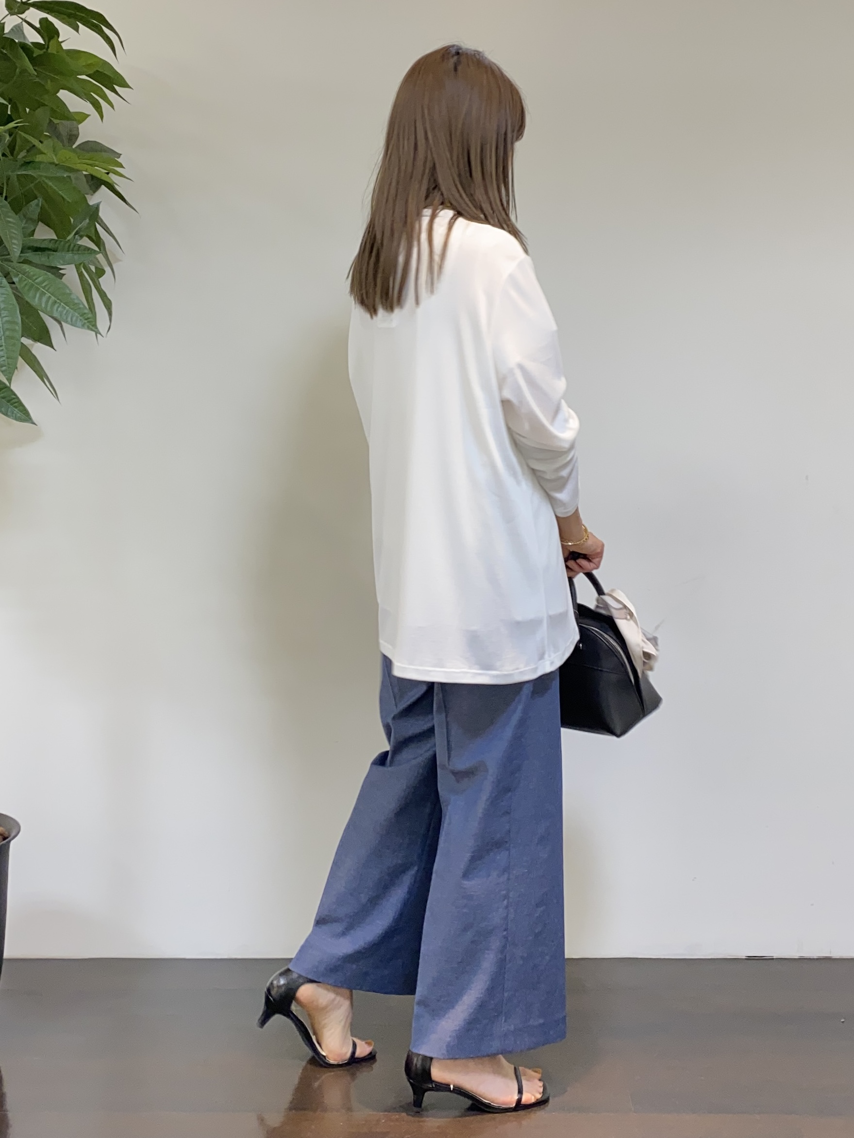 tomoさんの「UNTITLED｜【接触冷感/UVカット/遮熱機能】フライスジャージカーディガン」を使ったコーディネート