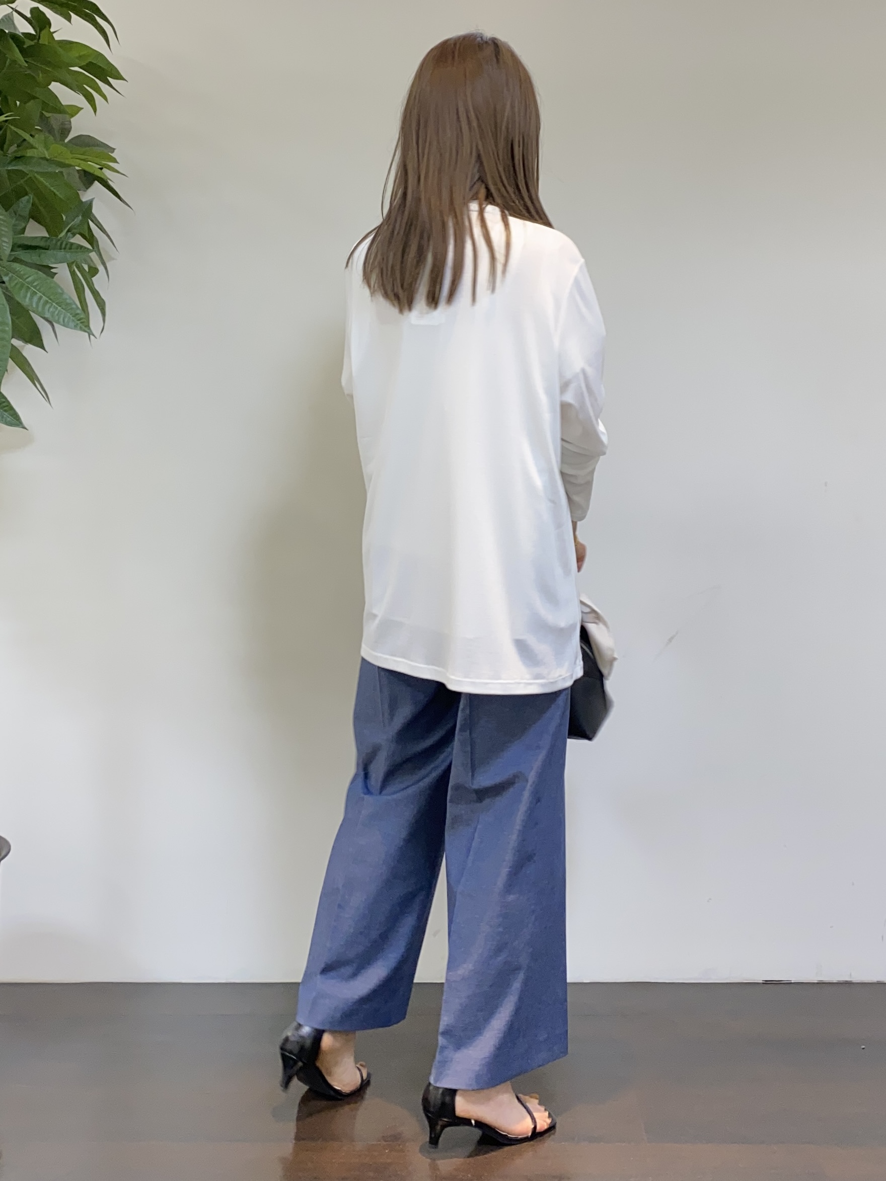 tomoさんの「UNTITLED｜【接触冷感/UVカット/遮熱機能】フライスジャージカーディガン」を使ったコーディネート