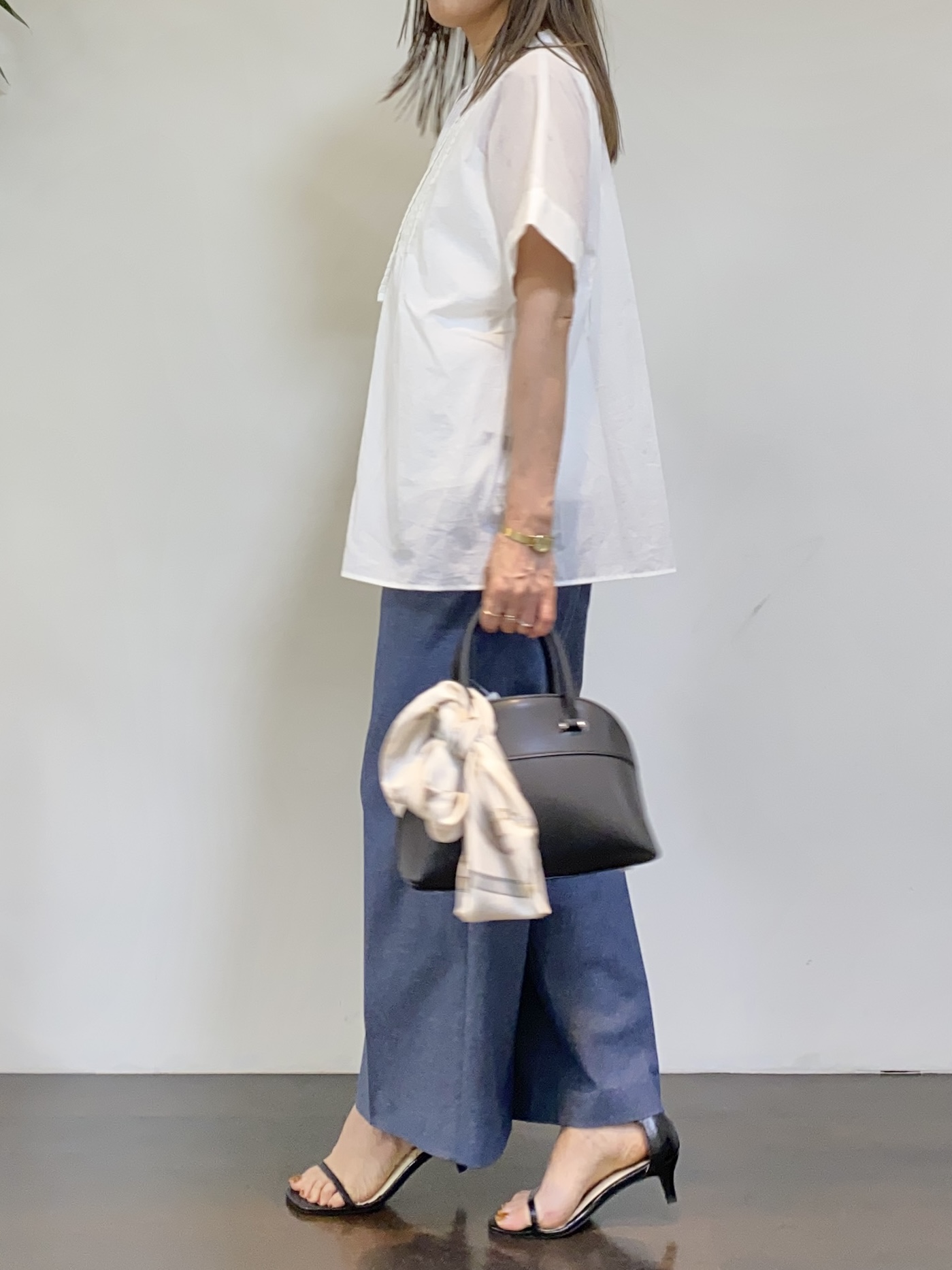 tomoさんの「UNTITLED｜【接触冷感/UVカット/遮熱機能】フライスジャージカーディガン」を使ったコーディネート