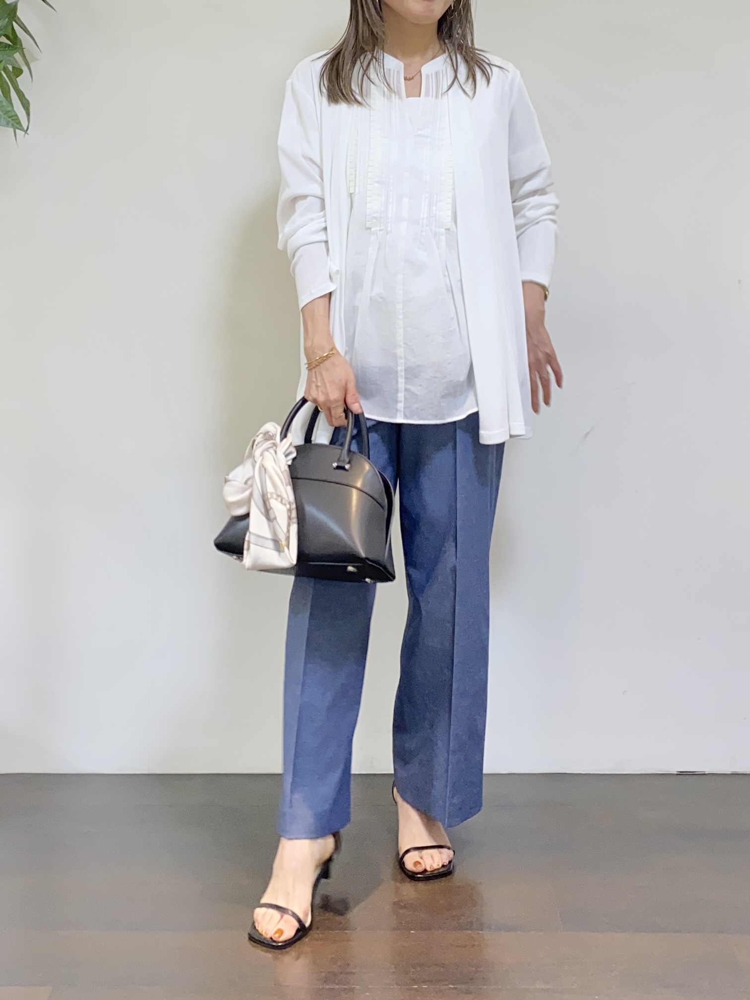 tomoさんの「UNTITLED｜【接触冷感/UVカット/遮熱機能】フライスジャージカーディガン」を使ったコーディネート