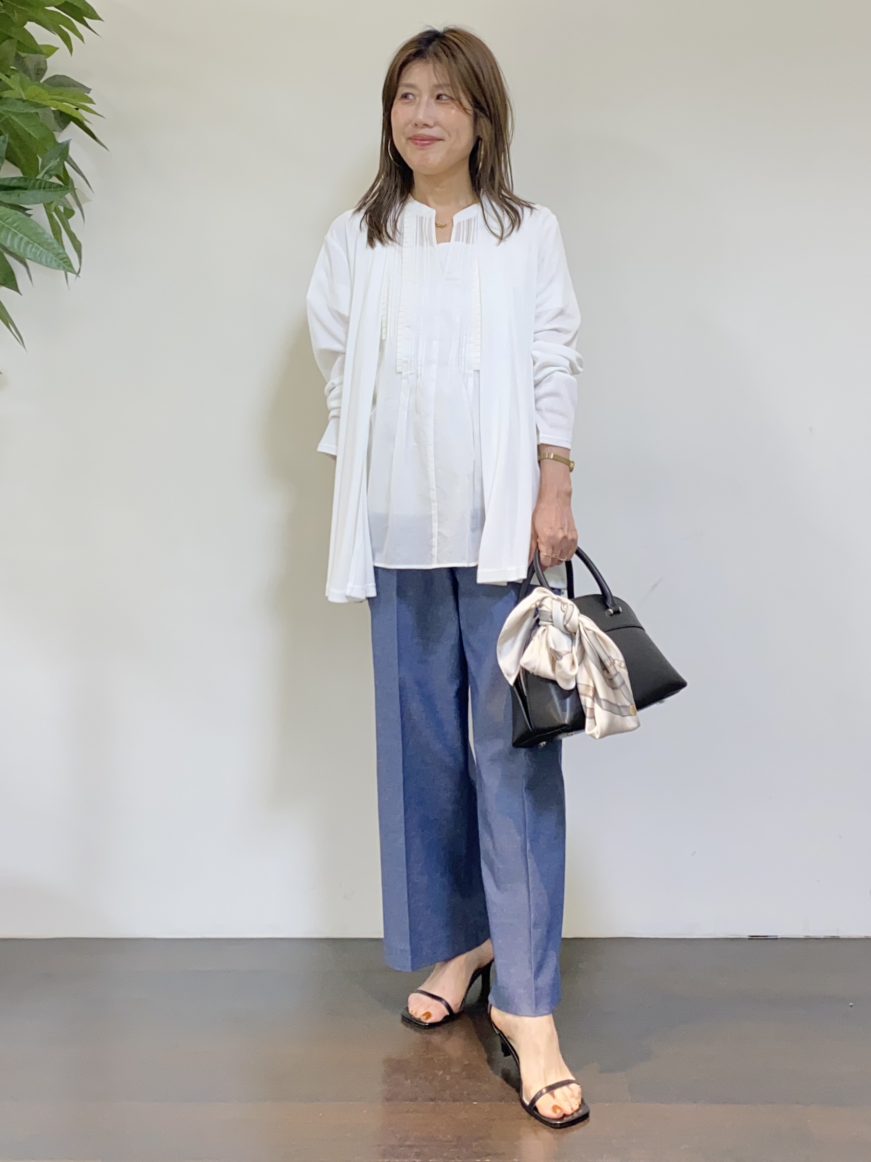 tomoさんの「UNTITLED｜【接触冷感/UVカット/遮熱機能】フライスジャージカーディガン」を使ったコーディネート