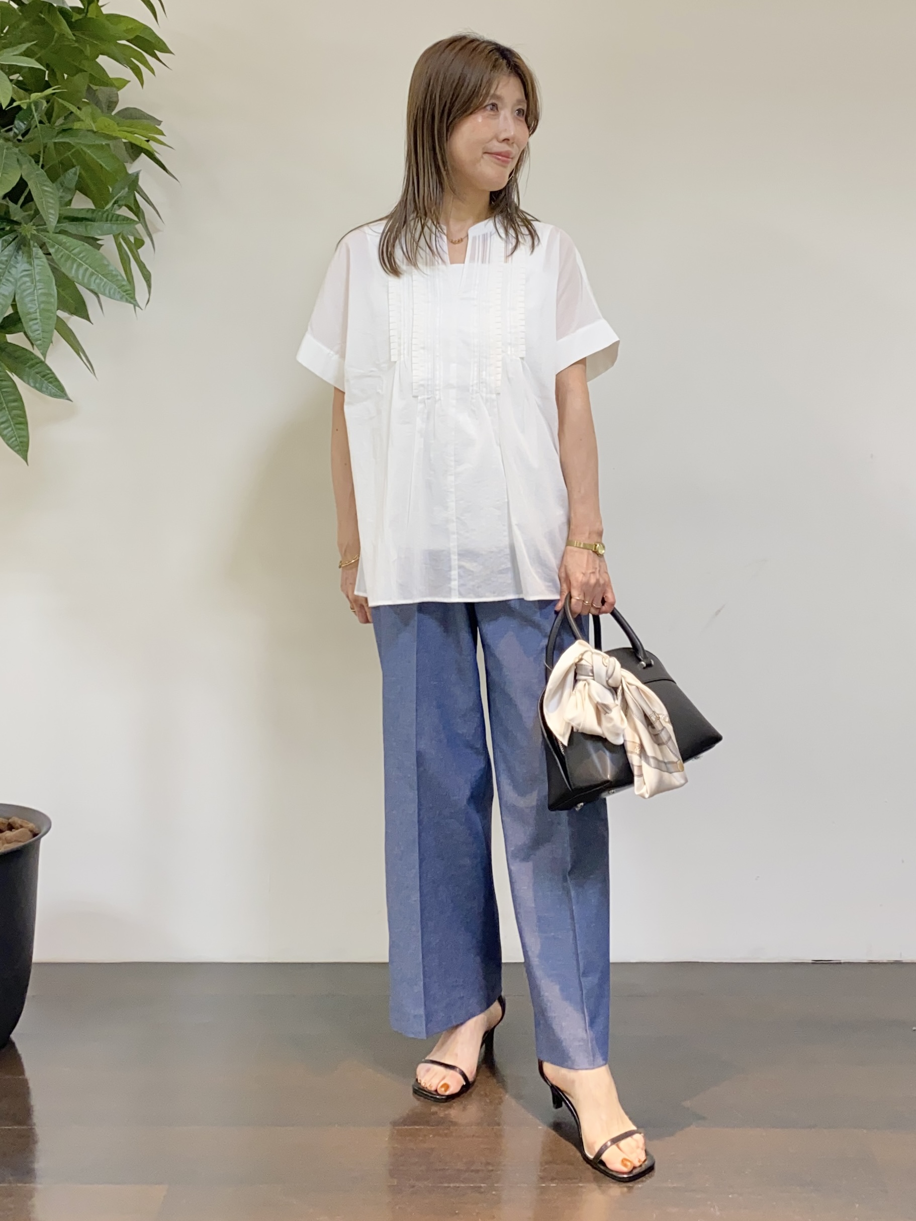 tomoさんの「UNTITLED｜【接触冷感/UVカット/遮熱機能】フライスジャージカーディガン」を使ったコーディネート