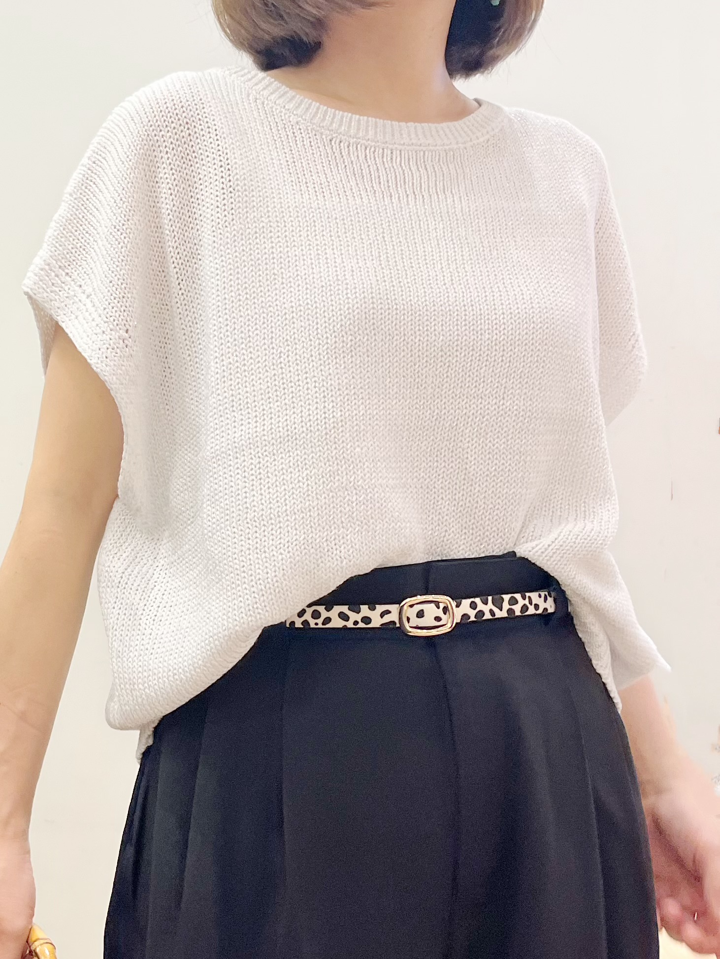 kcさんの「OPAQUE.CLIP｜ラメメッシュ フレンチスリーブニット【洗濯機OK】」を使ったコーディネート