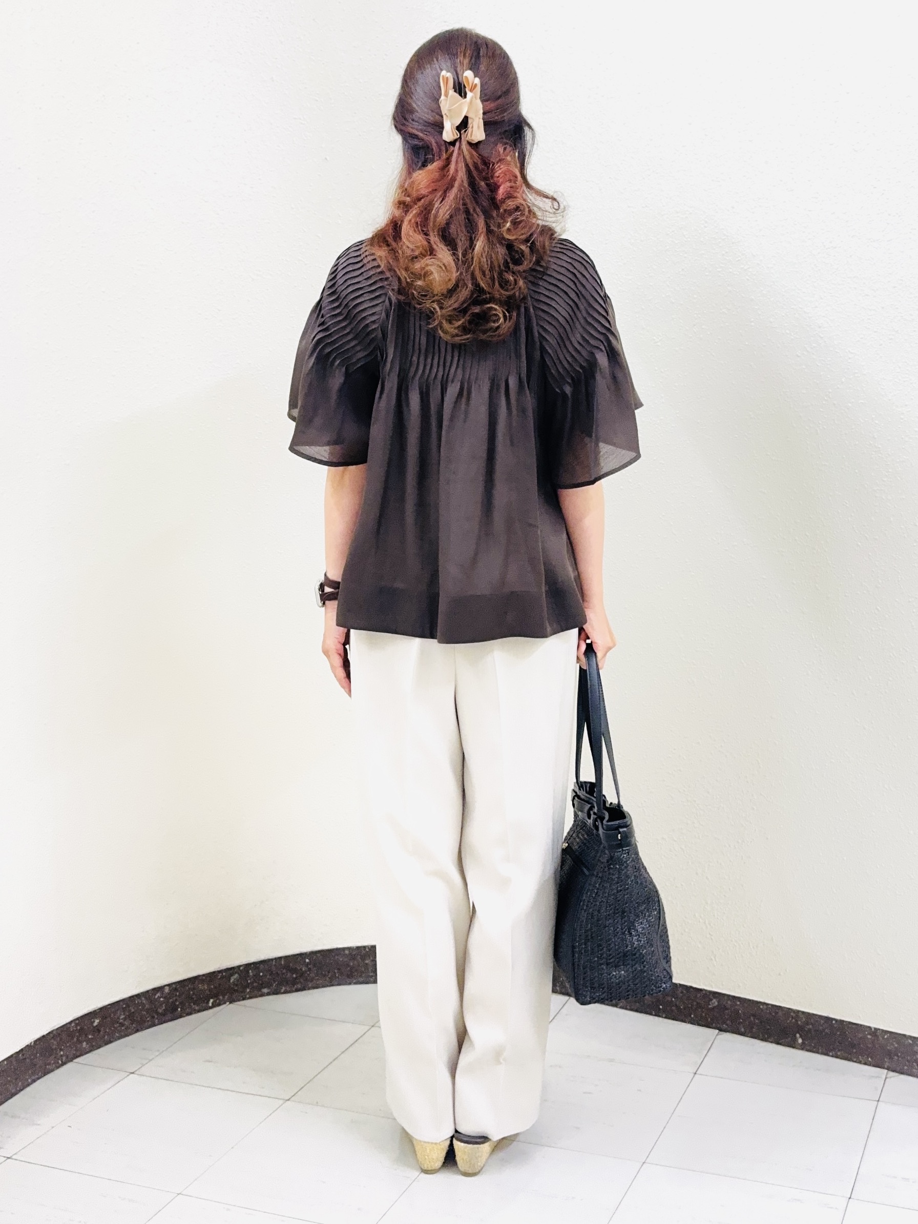 ⭐︎Eimi⭐︎さんの「Reflect｜ピンタックデザインフレアスリーブブラウス」を使ったコーディネート