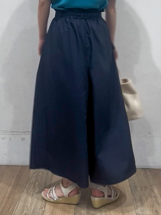 山さんさんの「grove｜高評価！【シリーズ累計36万枚！名品ニット】やわらかドライタッチ スカラップスリーブニット」を使ったコーディネート