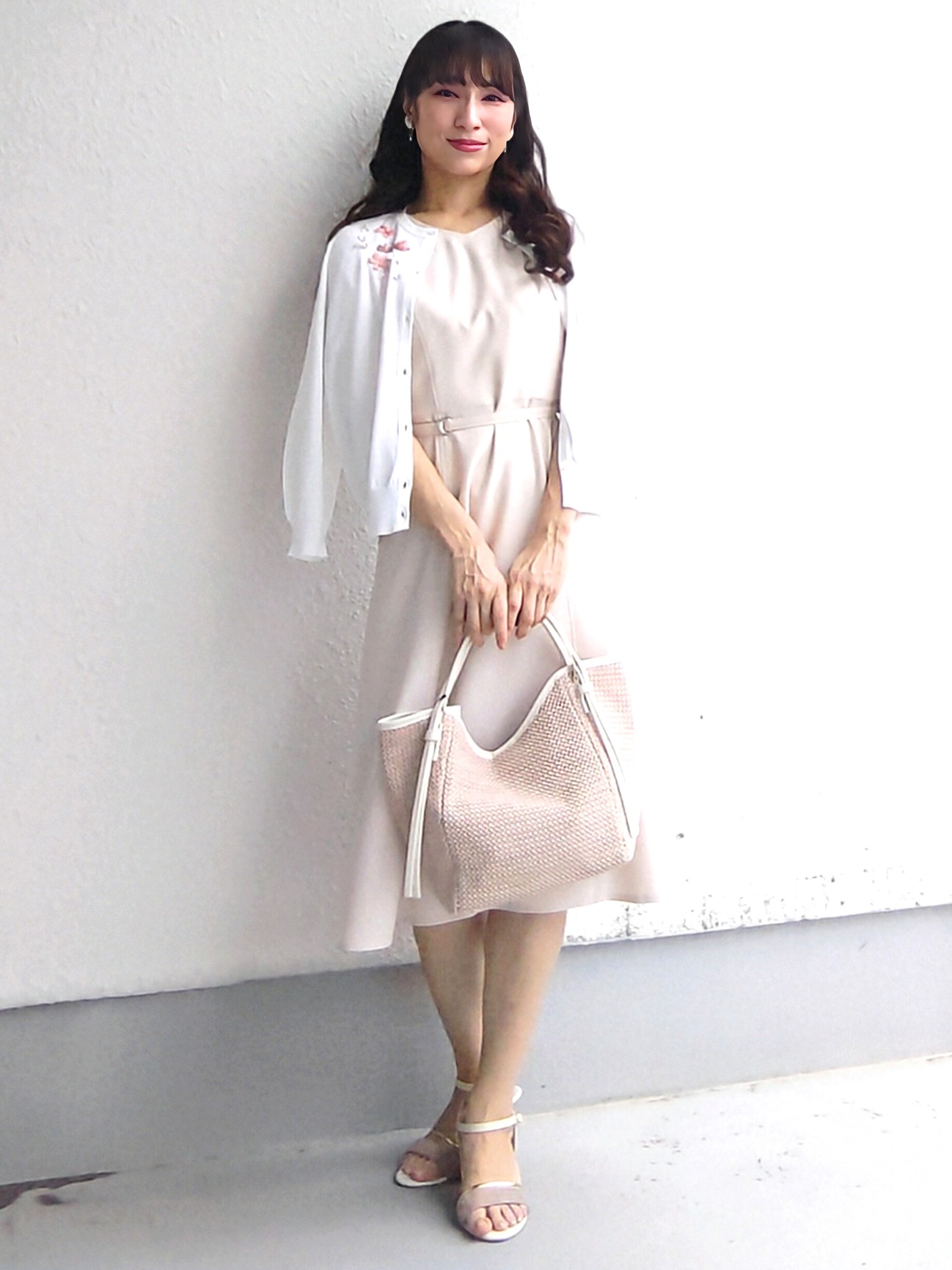 keinaさんの「SunaUna｜【SS～Lサイズ展開／スパンコール・ビジュー・刺繍】クラフトカーディガン」を使ったコーディネート