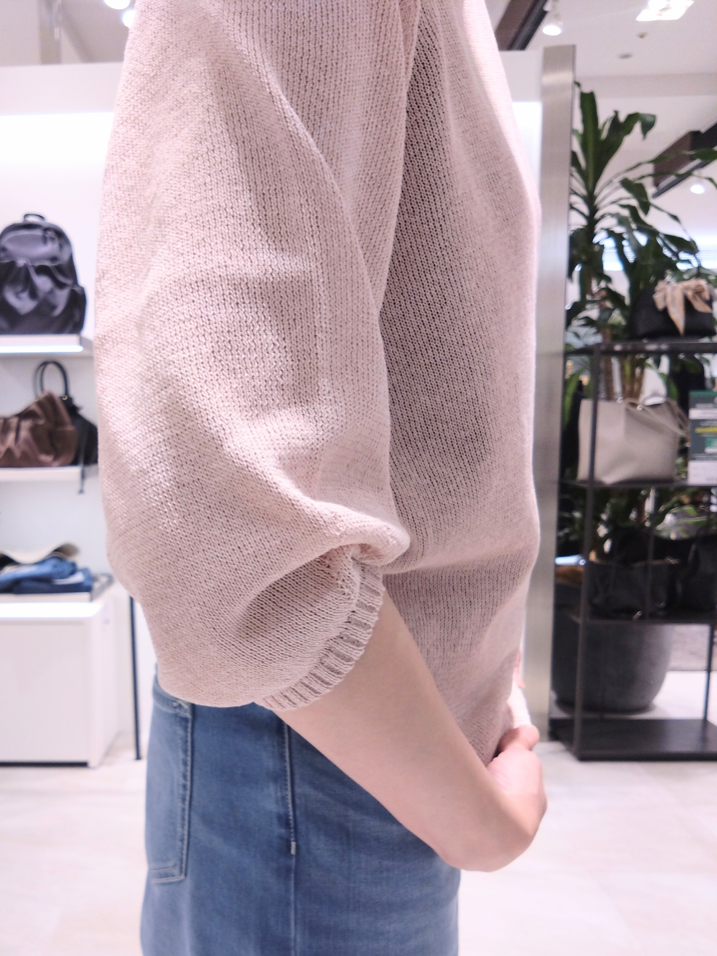 まちこさんの「UNTITLED｜【洗える/ゆったり】クルーネックドライニット」を使ったコーディネート