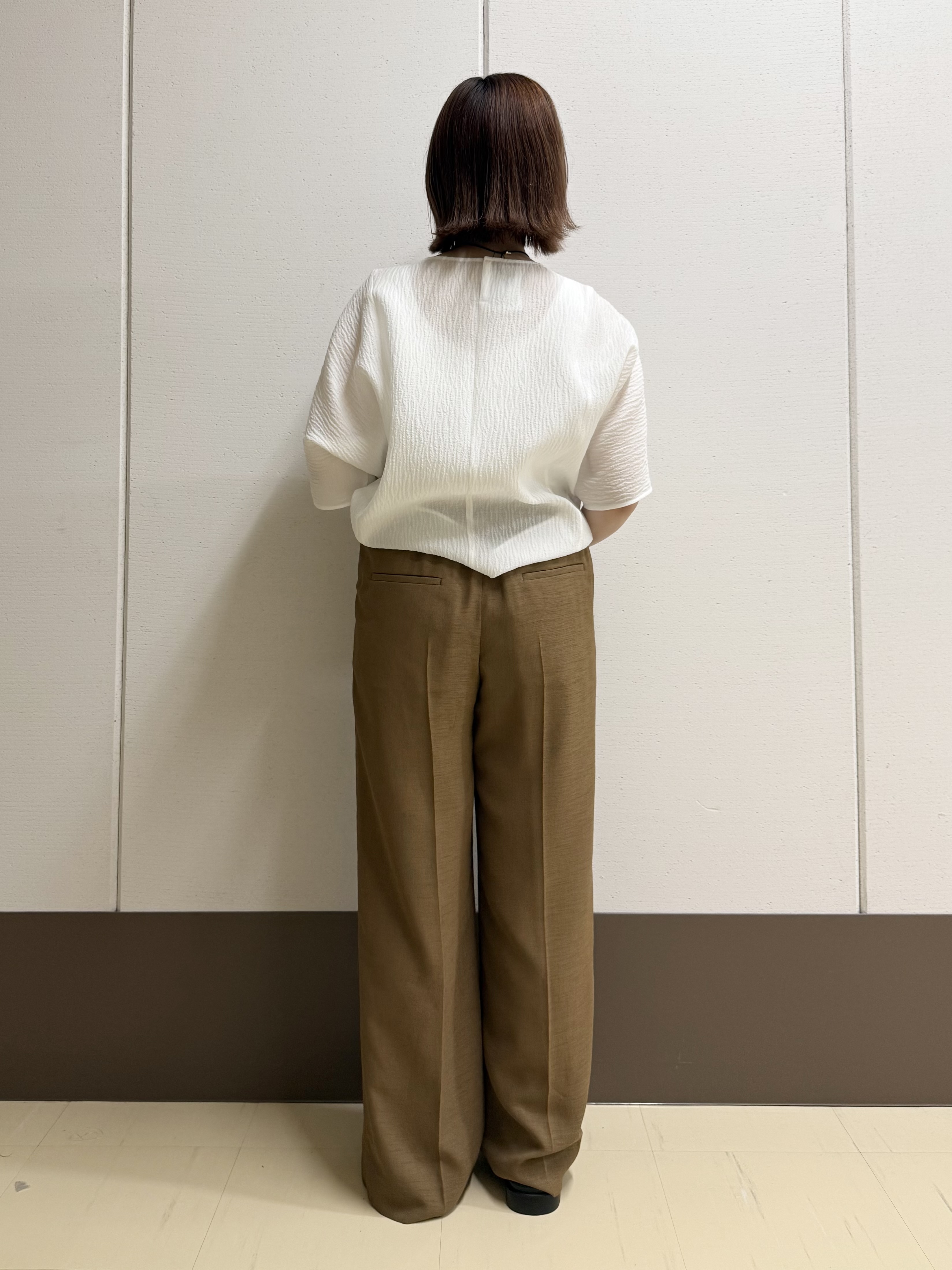Rikoさんの「INDIVI｜【華奢見え】ジャカード ドルマントップス」を使ったコーディネート
