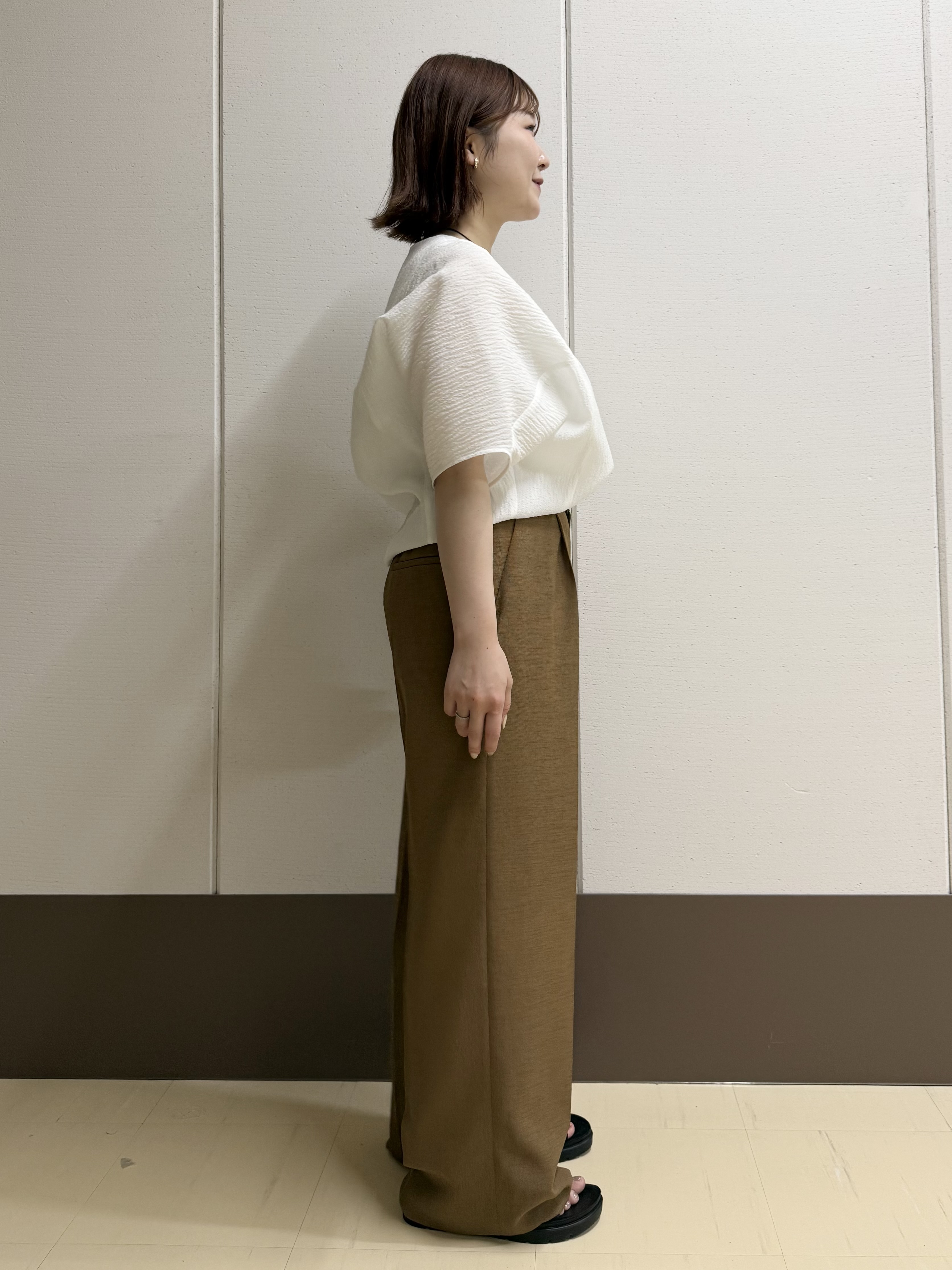 Rikoさんの「INDIVI｜【華奢見え】ジャカード ドルマントップス」を使ったコーディネート