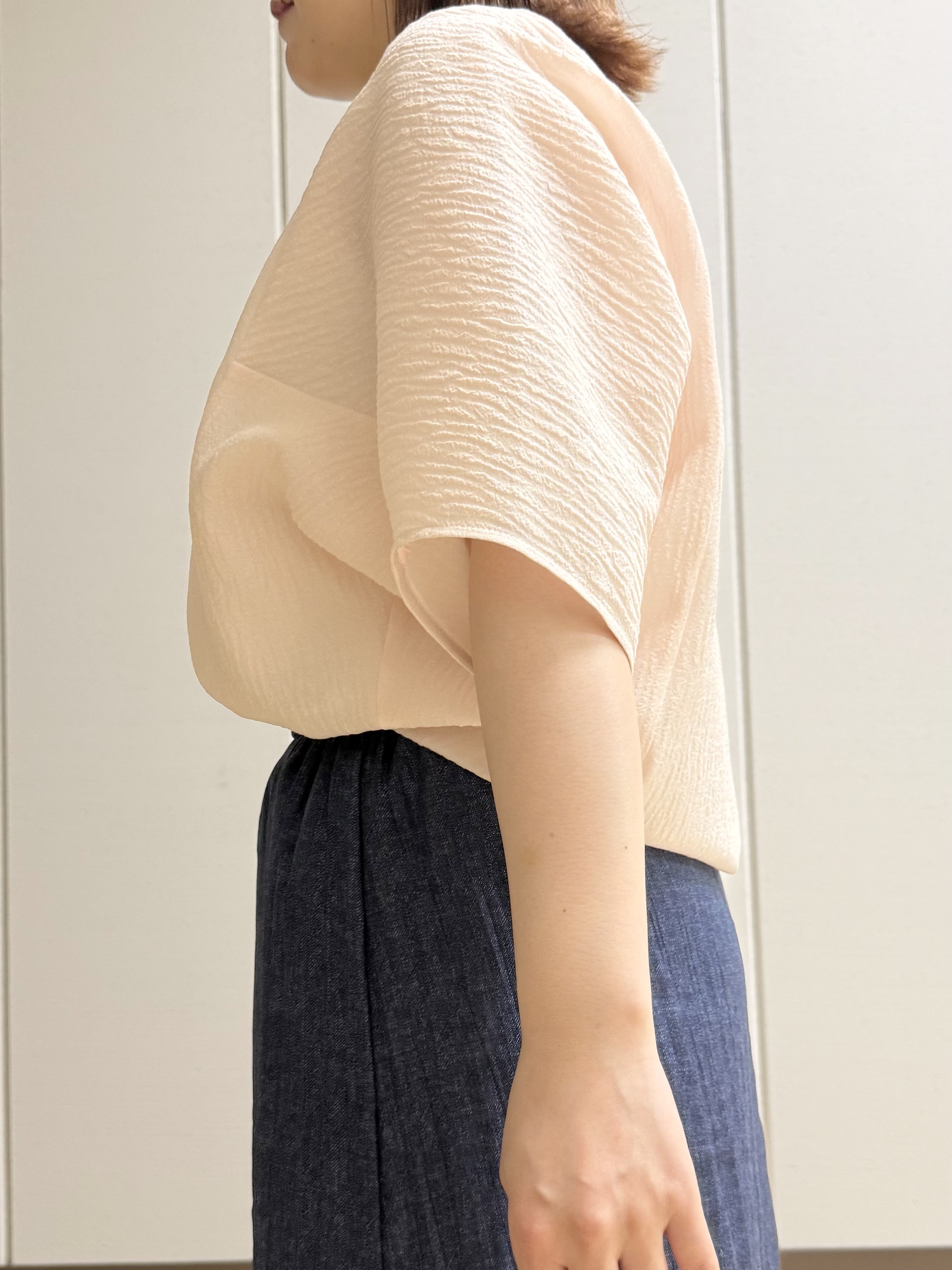 Rikoさんの「INDIVI｜【華奢見え】ジャカード ドルマントップス」を使ったコーディネート
