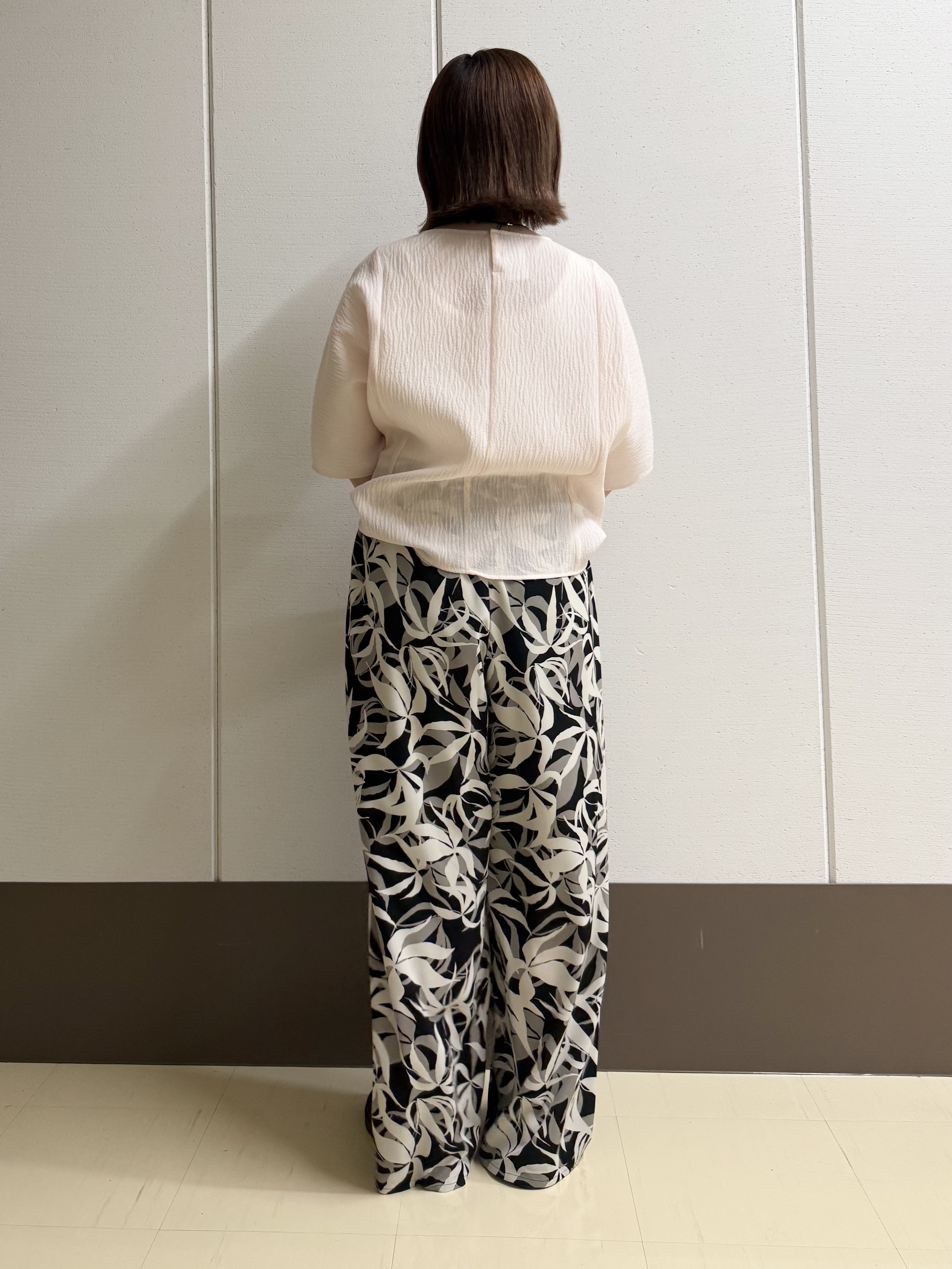 Rikoさんの「INDIVI｜【華奢見え】ジャカード ドルマントップス」を使ったコーディネート