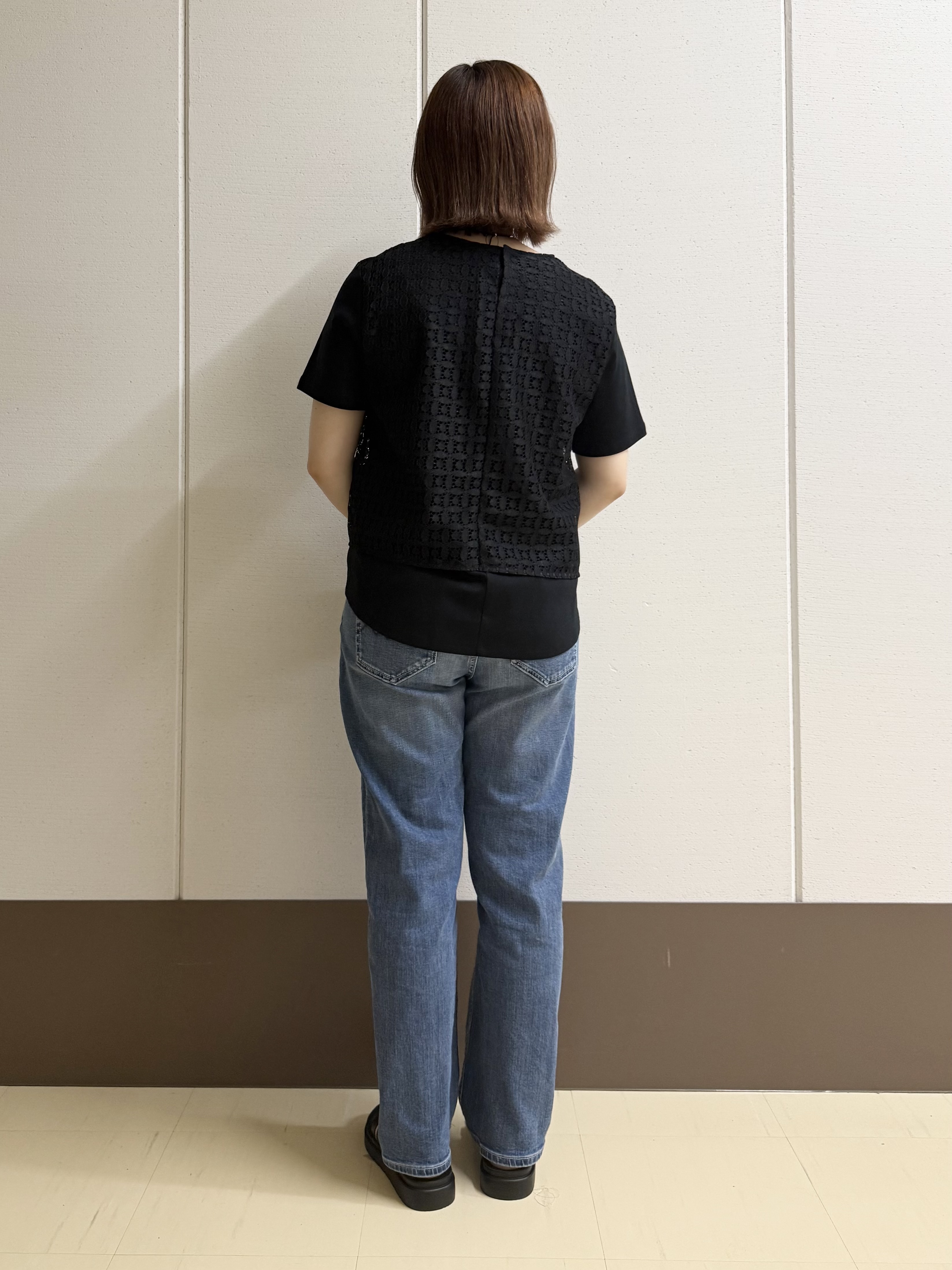 Rikoさんの「INDIVI｜【洗える】レイヤード風レースコンビTシャツ」を使ったコーディネート