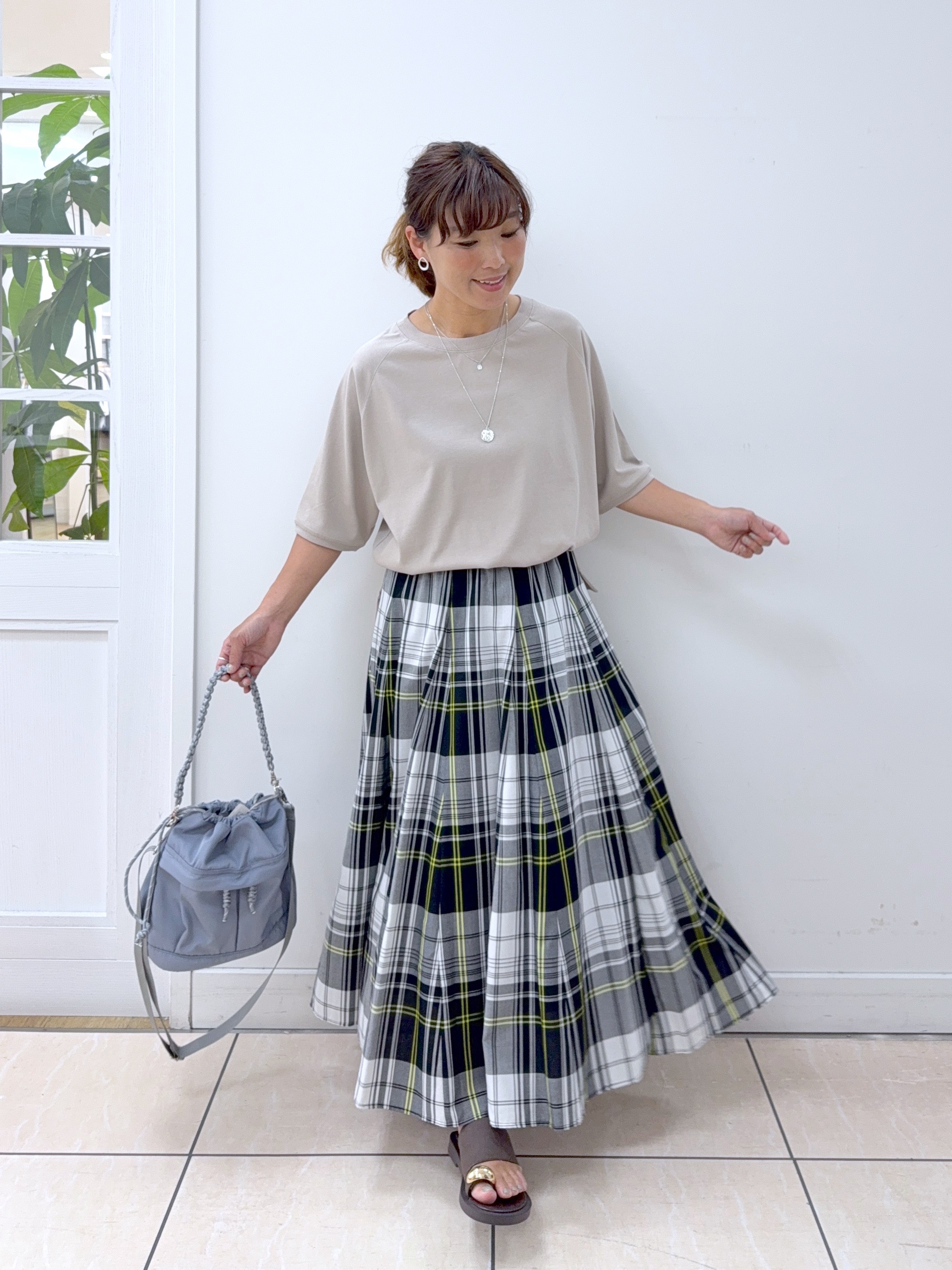 Osawaさんの「Dessin｜【UVカット/接触冷感】フォルムカットソー5分袖」を使ったコーディネート