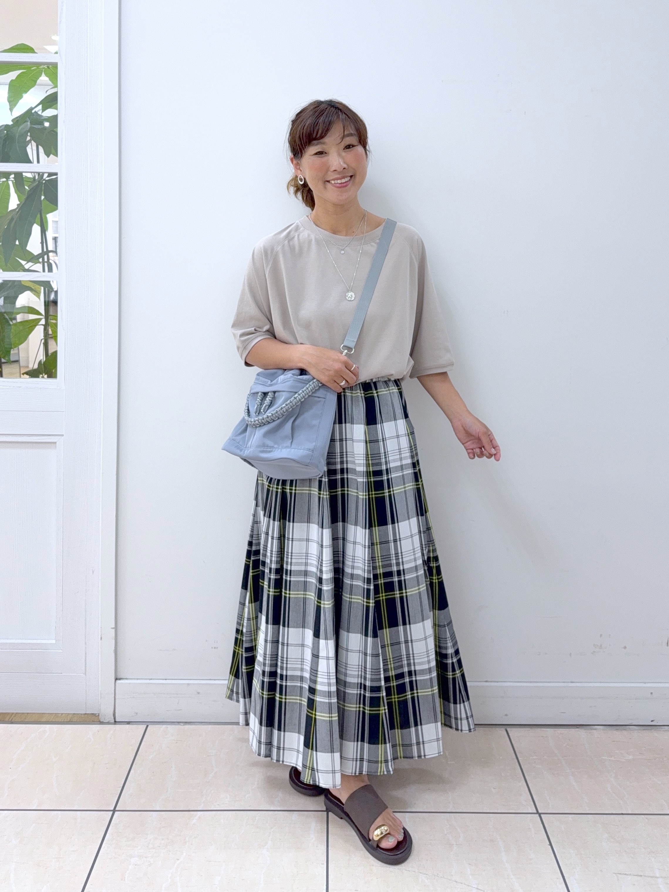 Osawaさんの「Dessin｜【UVカット/接触冷感】フォルムカットソー5分袖」を使ったコーディネート