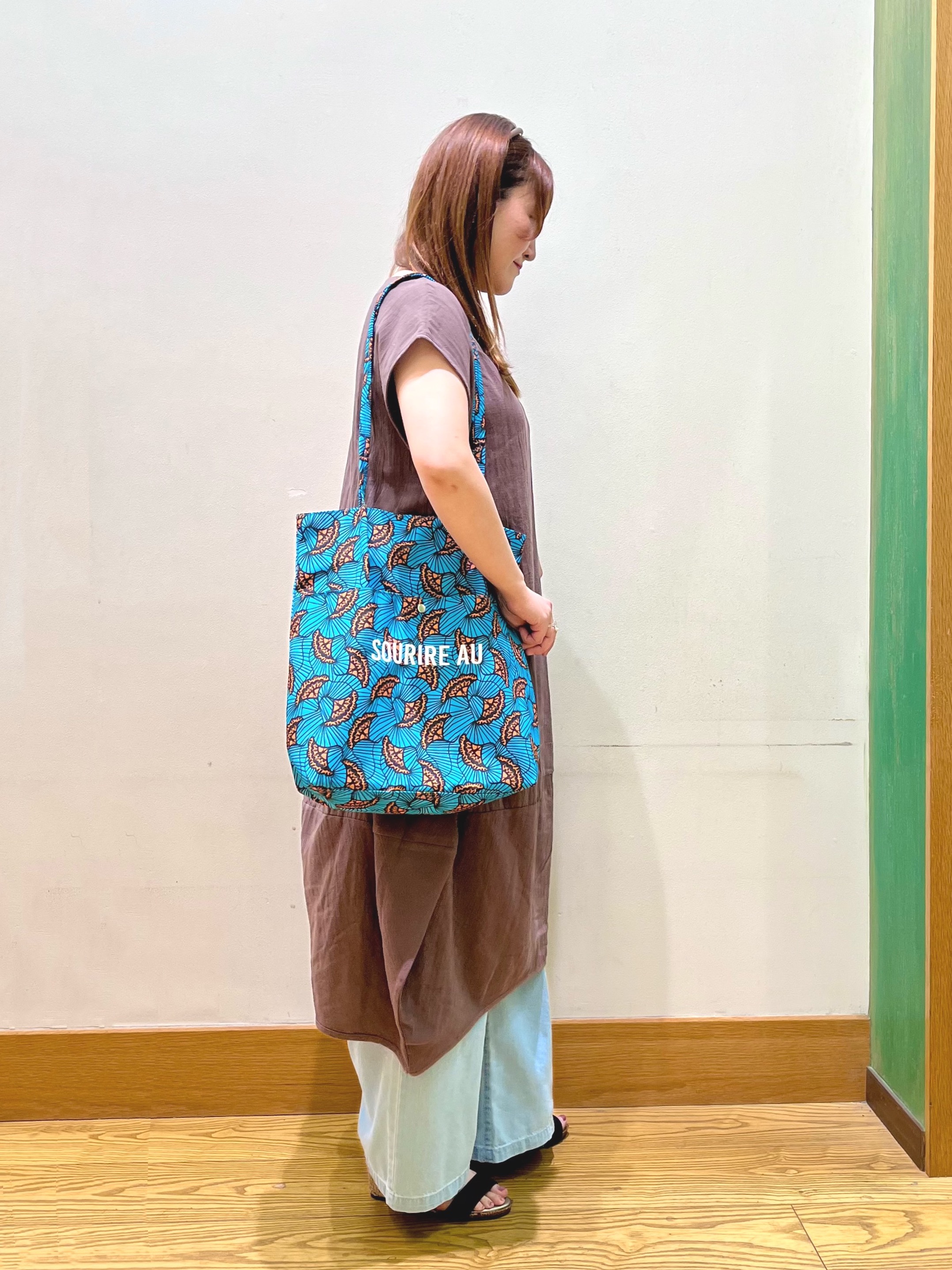 ゆっきーさんの「SHOO･LA･RUE｜【S-LL/洗濯機可/体型カバー】ふんわりラインが女性らしい コクーンワンピース」を使ったコーディネート