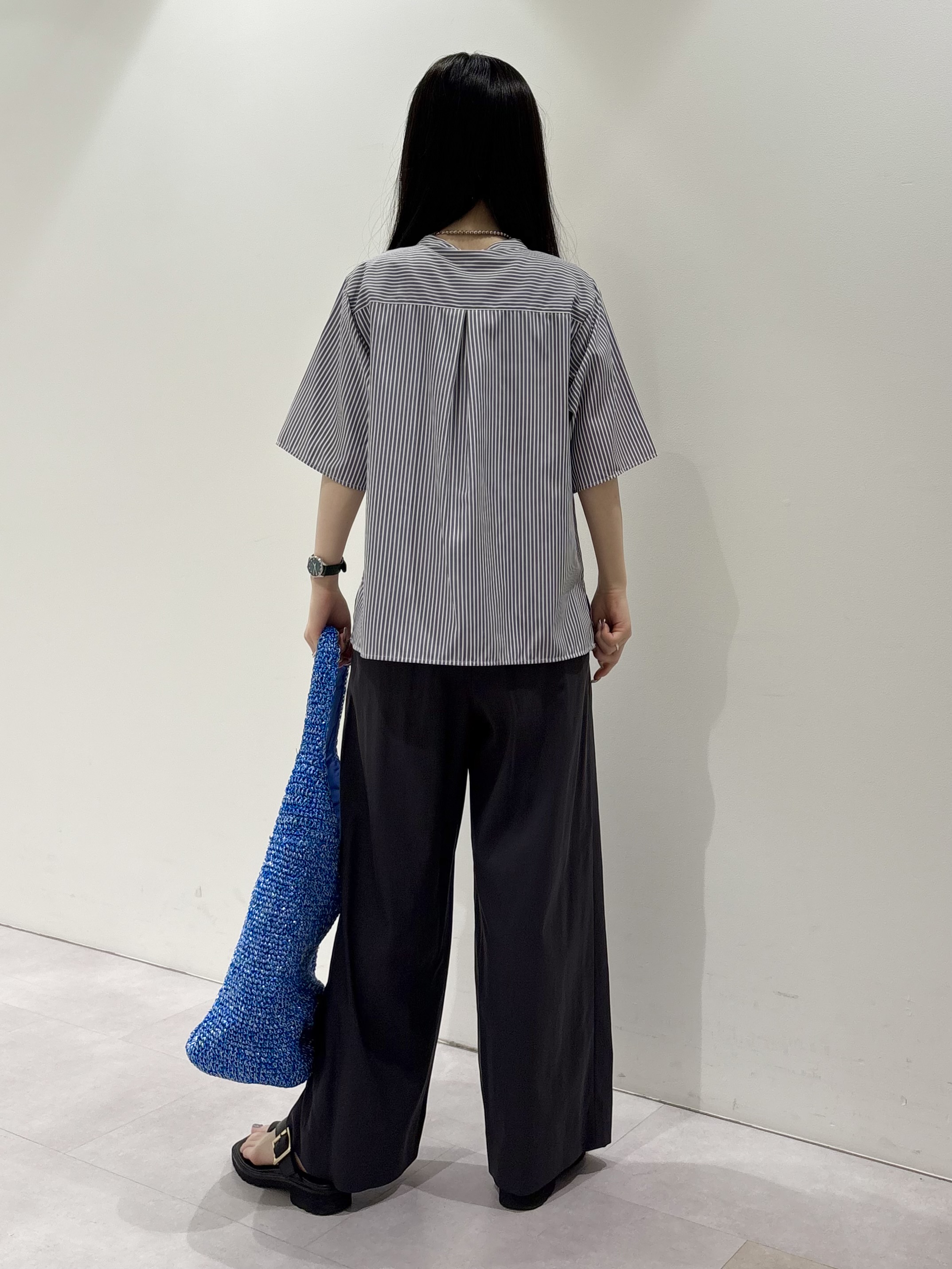 KEIKOさんの「INDIVI｜【接触冷感／2WAY】カシュクールリネンシャツ」を使ったコーディネート