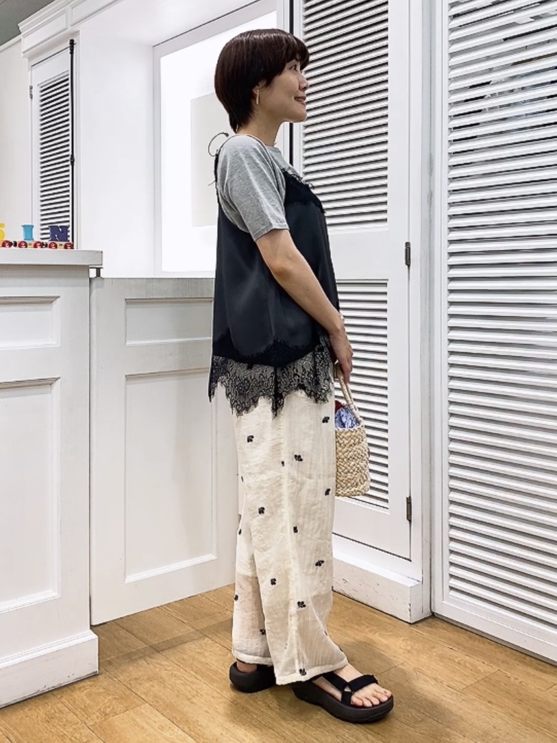 Hamaさんの「Dessin｜【9色展開/接触冷感/UVカット】ドライタッチサマーニットT」を使ったコーディネート