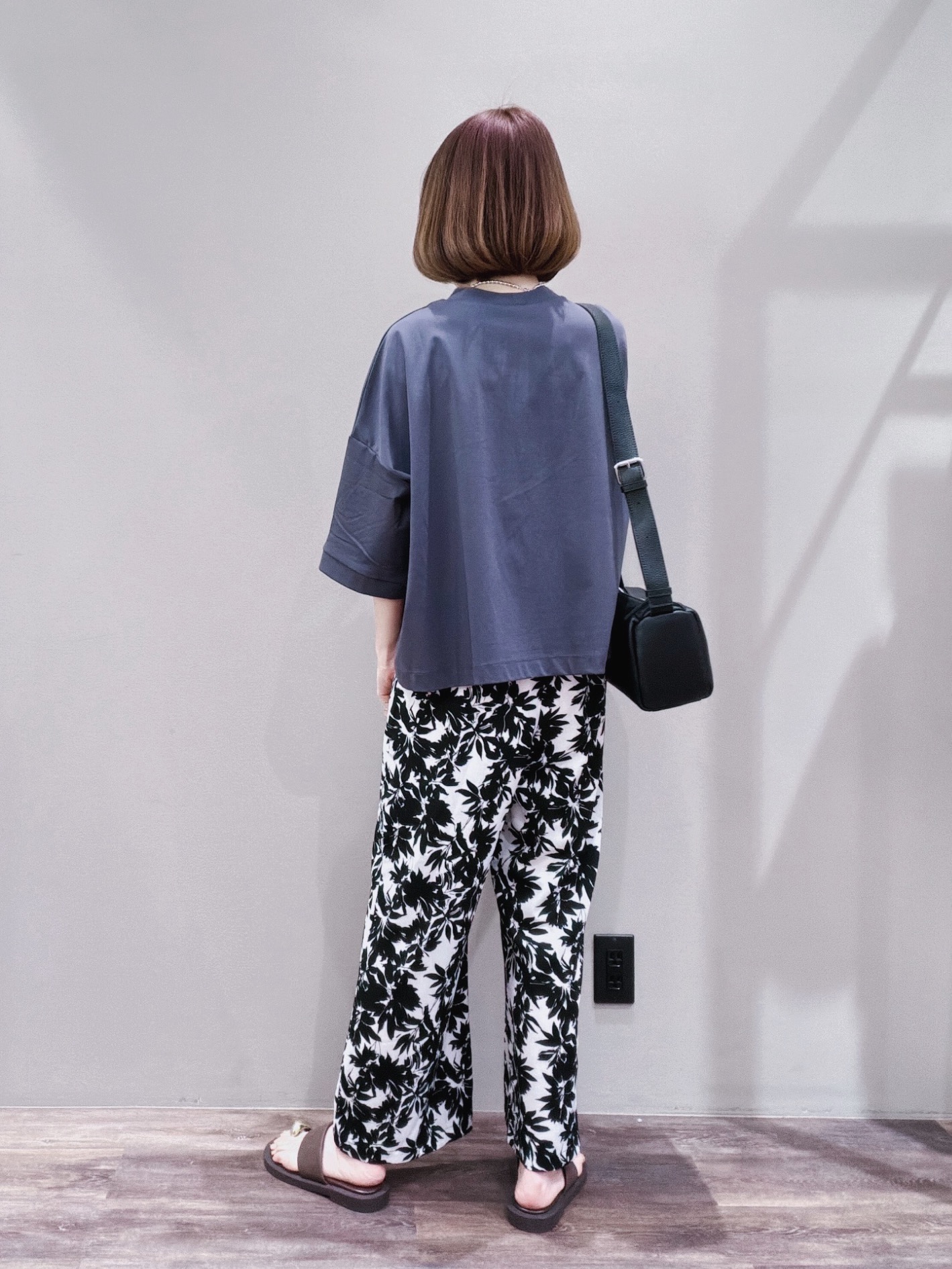 Satoさんの「Dessin｜【新色追加/体型カバー】美光沢カットソーボクシーシルエット」を使ったコーディネート