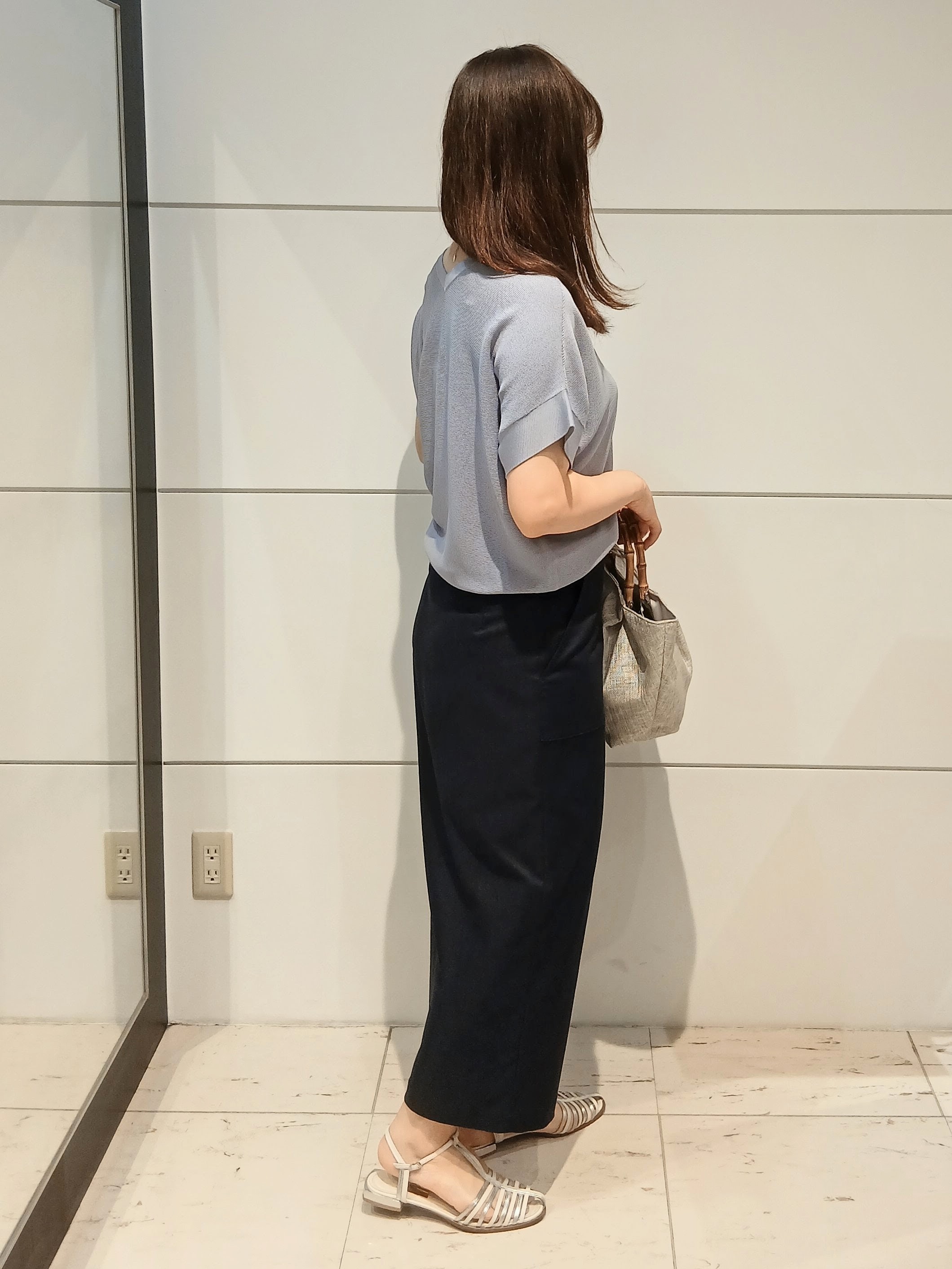 なみきさんの「UNTITLED｜【11色展開/体型カバー】前後2WAYフレンチスリーブニット」を使ったコーディネート
