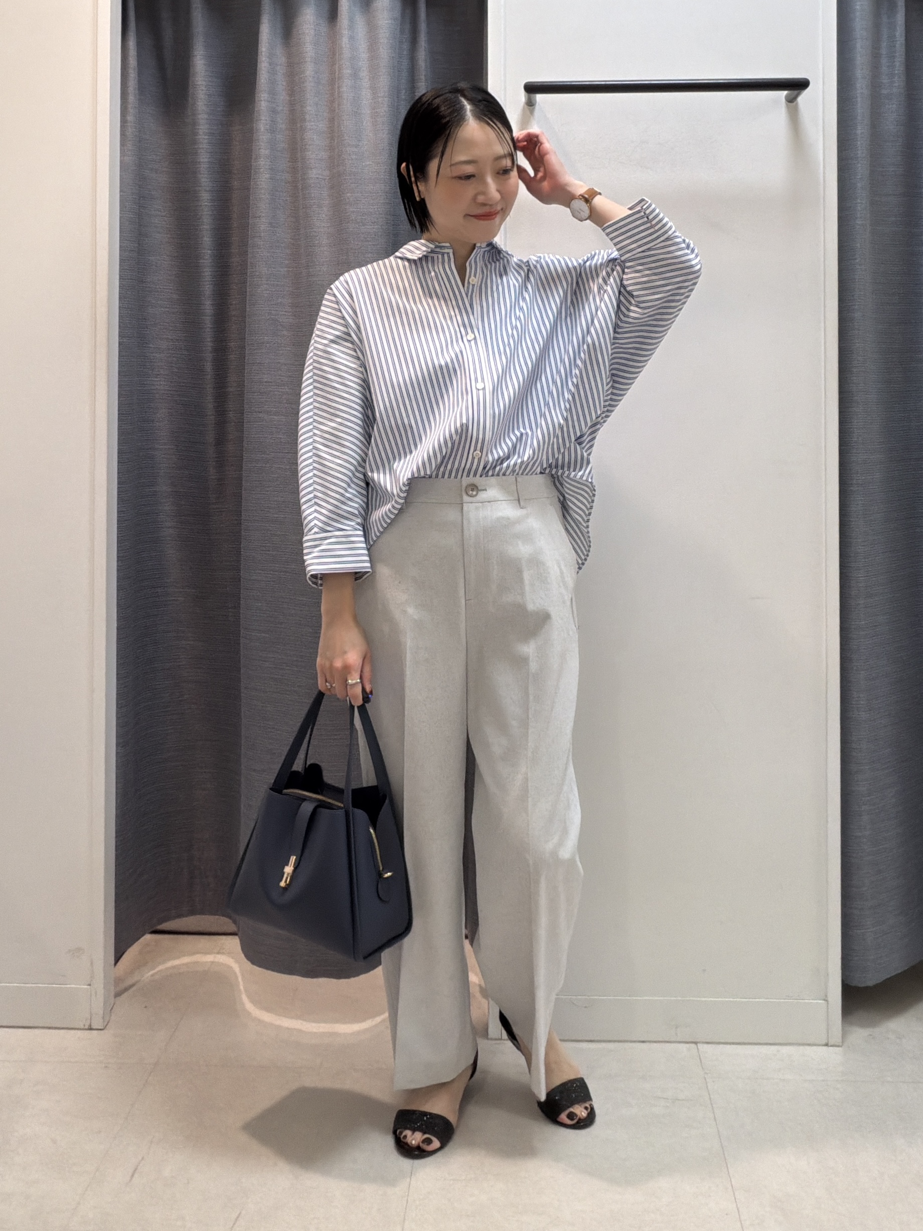 shihoさんの「INDIVI｜【接触冷感/吸水速乾/UVカット】ドルマンスリーブシャツ」を使ったコーディネート