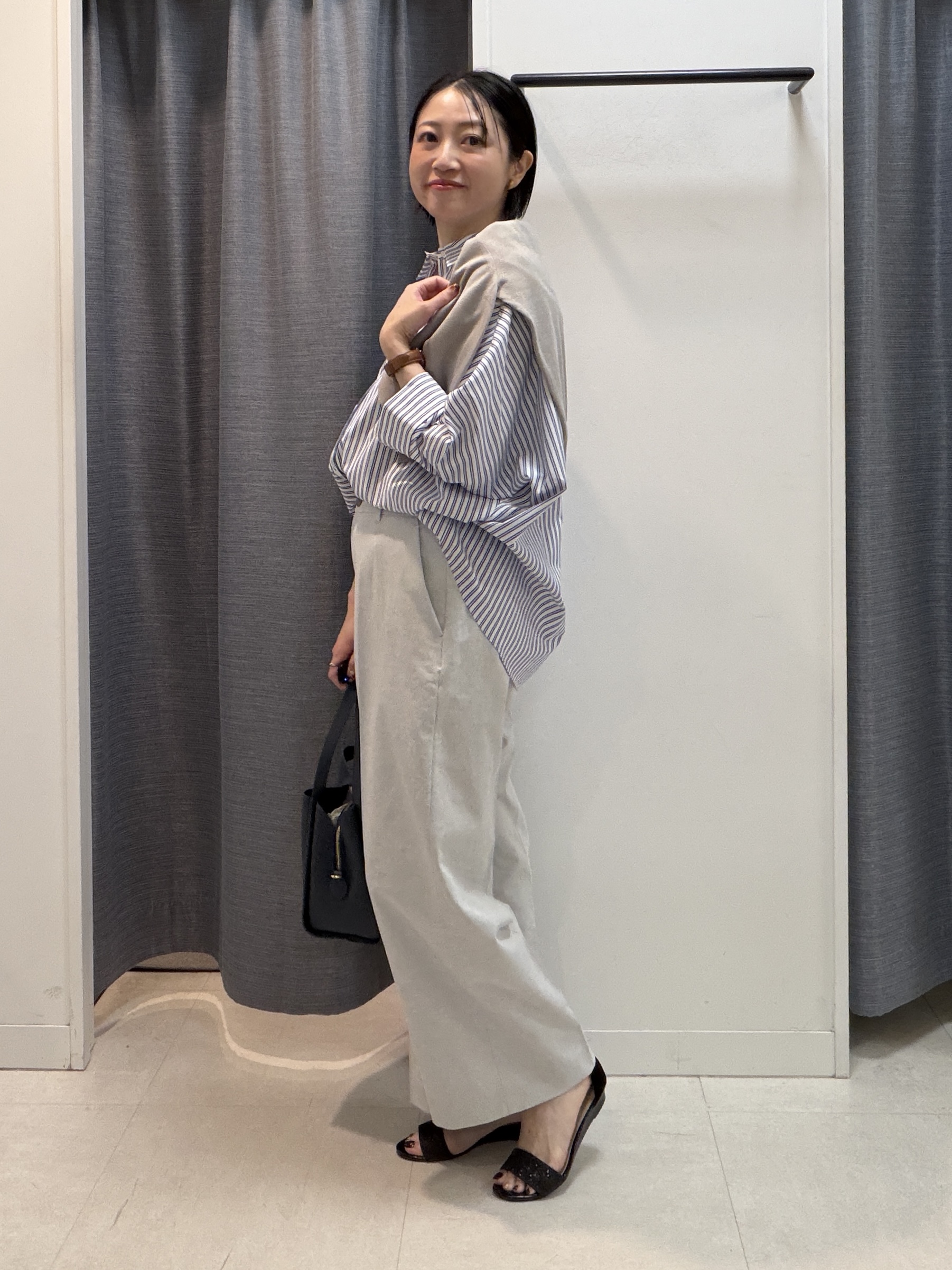 shihoさんの「INDIVI｜【アンサンブル可/シアー】リネンエステルカーディガン」を使ったコーディネート