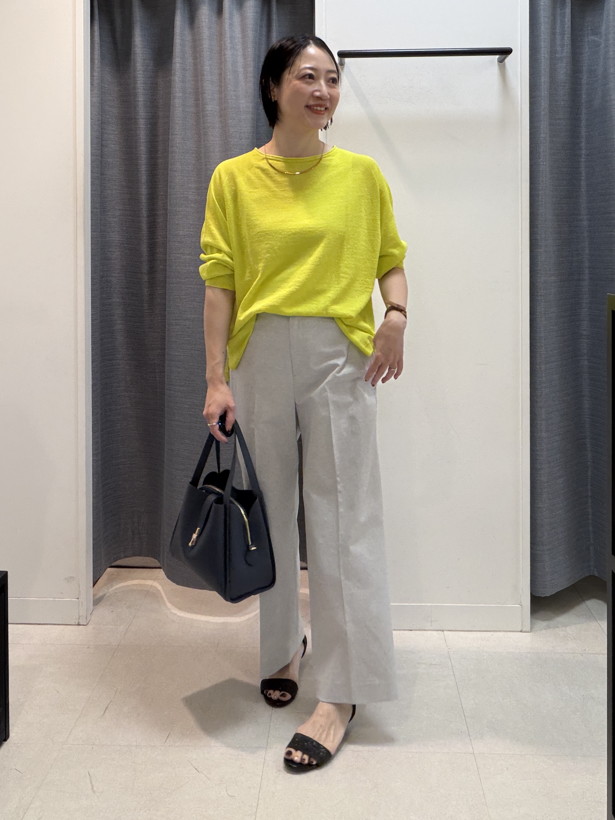 shihoさんの「INDIVI｜【ゆったり/リラクシー】リネンボートネックプルオーバー」を使ったコーディネート