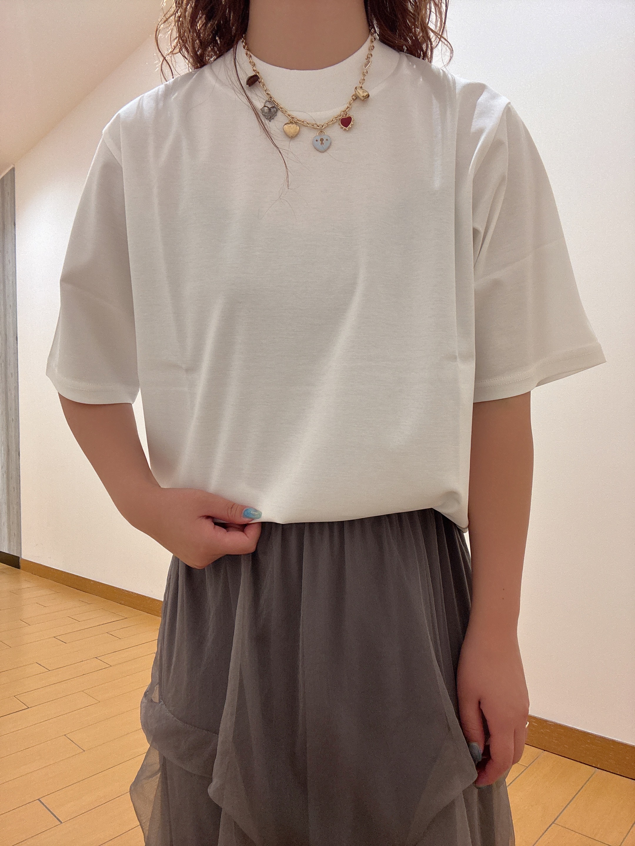 ヒナさんの「TAKEO KIKUCHI｜【接触冷感】アイスクリアコットン モックネック Tシャツ」を使ったコーディネート