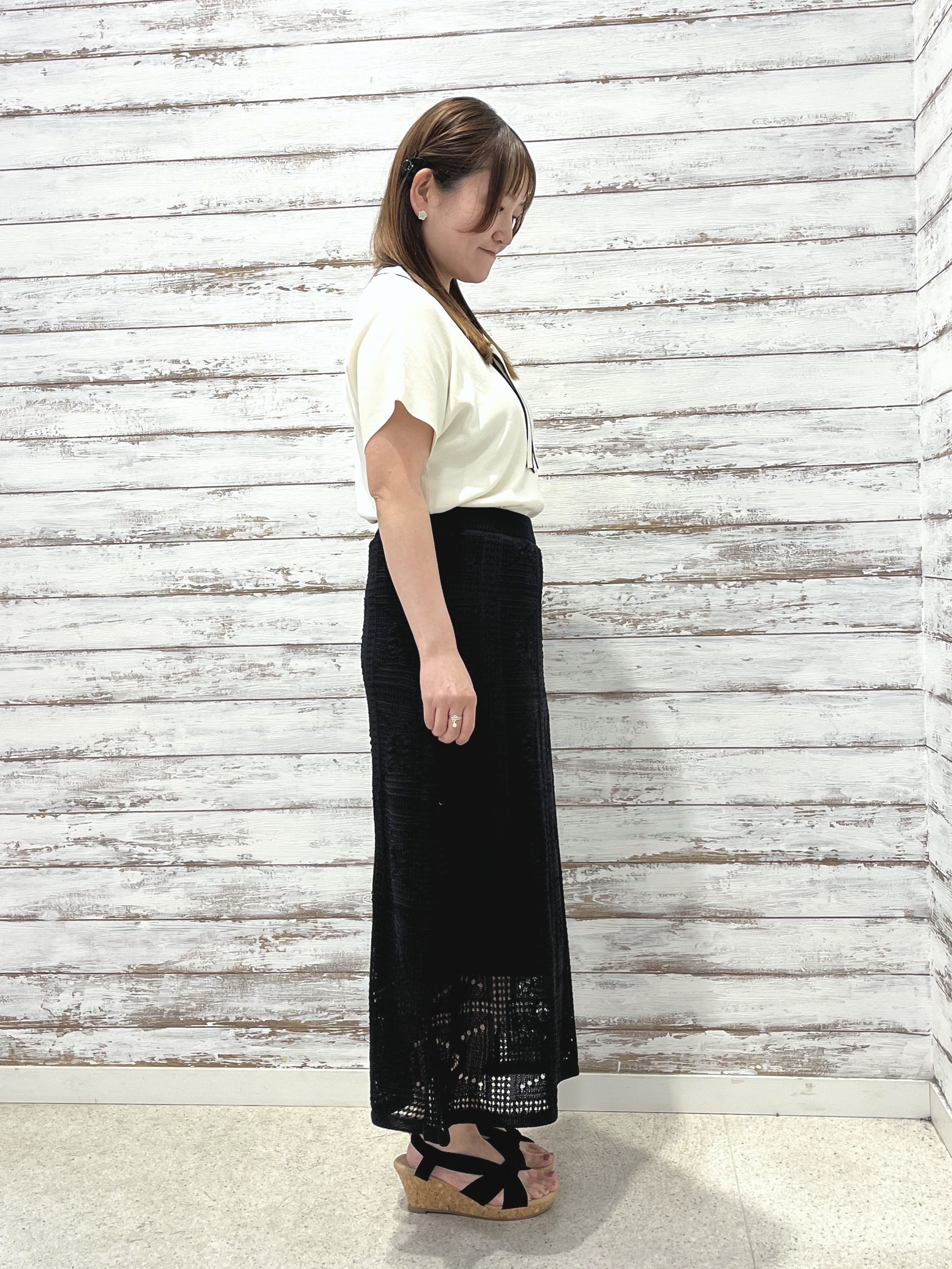 ゆっきーさんの「SHOO･LA･RUE｜【毎日洗える/ひんやり/UV/S-LL】 毛玉になりにくい配色ボウタイ半袖ニット」を使ったコーディネート