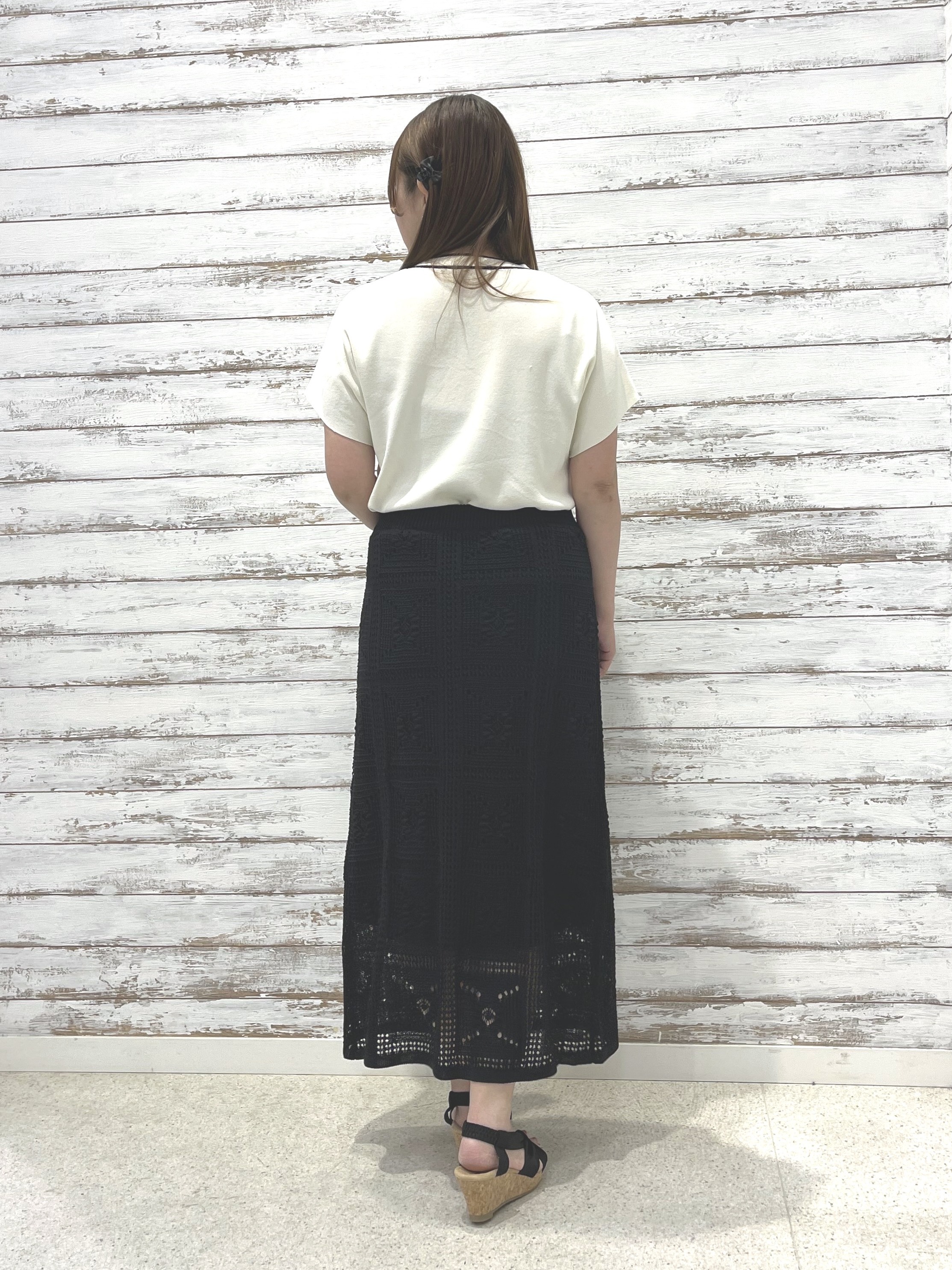ゆっきーさんの「SHOO･LA･RUE｜【毎日洗える/ひんやり/UV/S-LL】 毛玉になりにくい配色ボウタイ半袖ニット」を使ったコーディネート