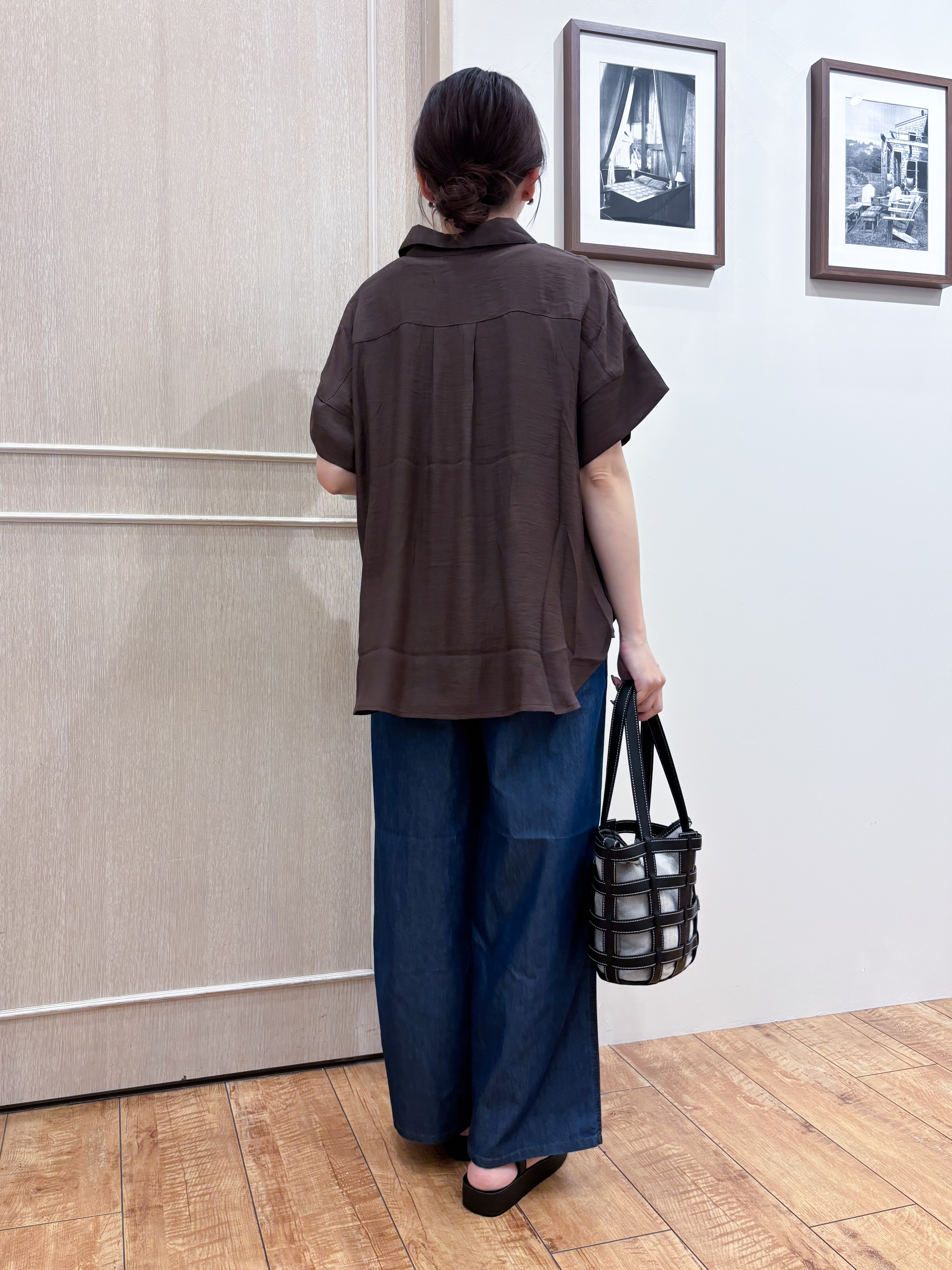 なみさんの「SHOO･LA･RUE｜【2点セット/S-LL/洗濯機可】時短でコーデ決まる スラブスキッパーシャツ＋タンクトップ」を使ったコーディネート