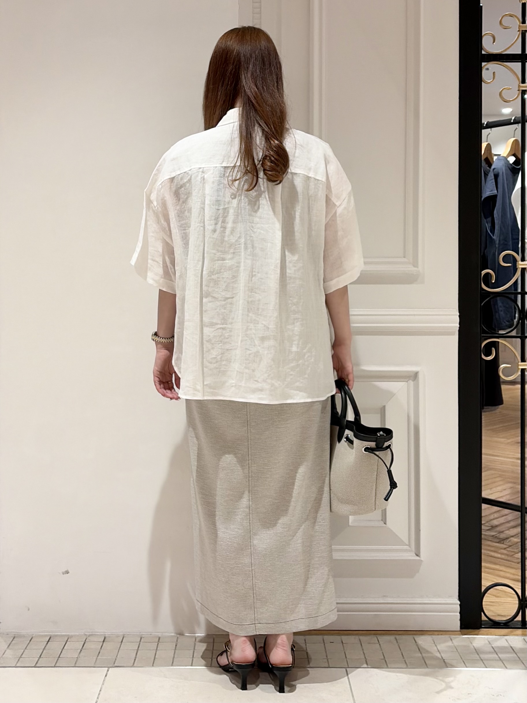 minowaさんの「DRESSTERIOR｜ピュアラミー シャツ」を使ったコーディネート
