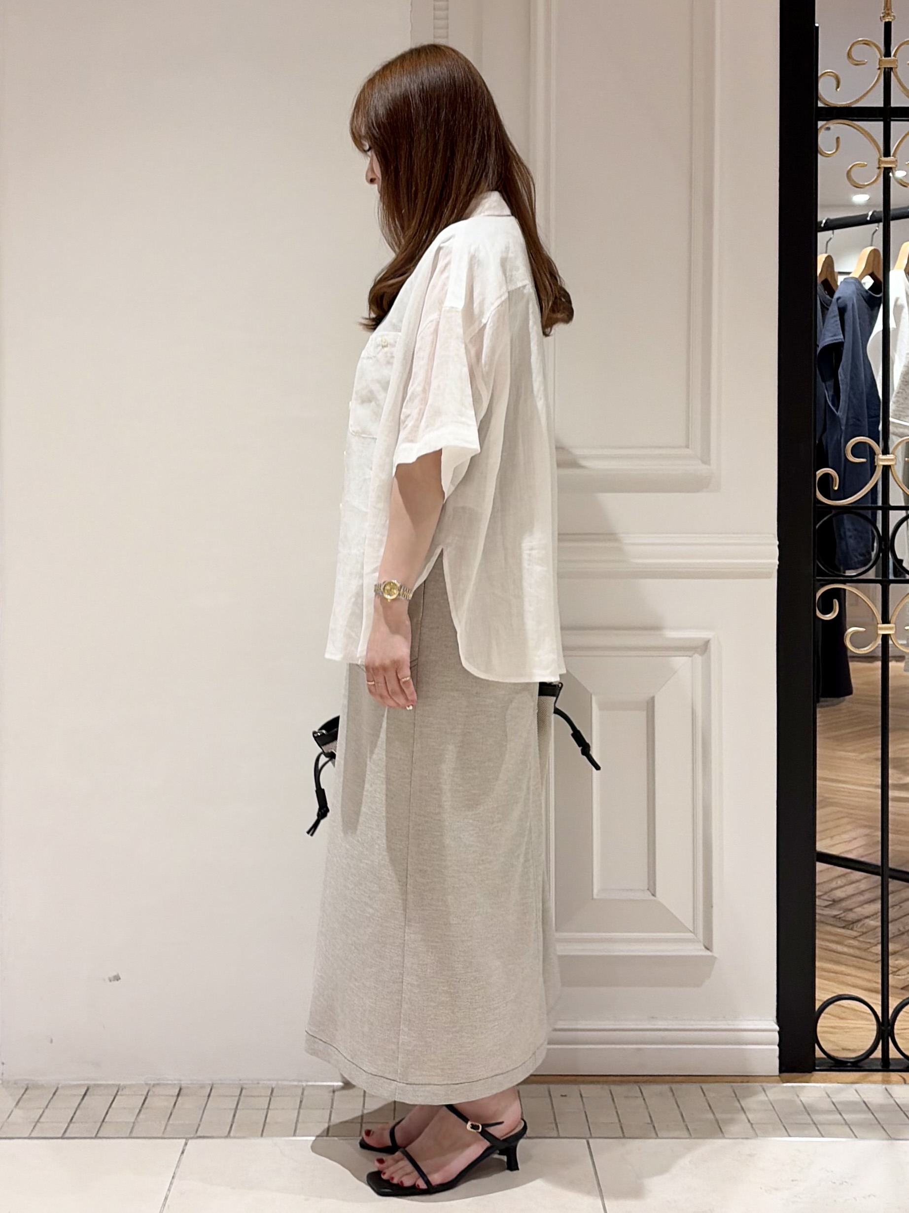 minowaさんの「DRESSTERIOR｜ピュアラミー シャツ」を使ったコーディネート